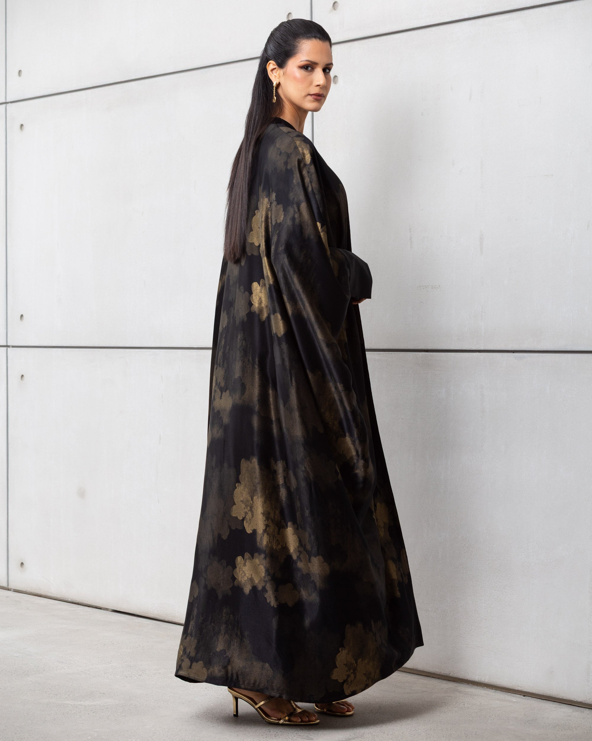 Luxury Abaya in Midnight Noir with Golden Brushstrokes