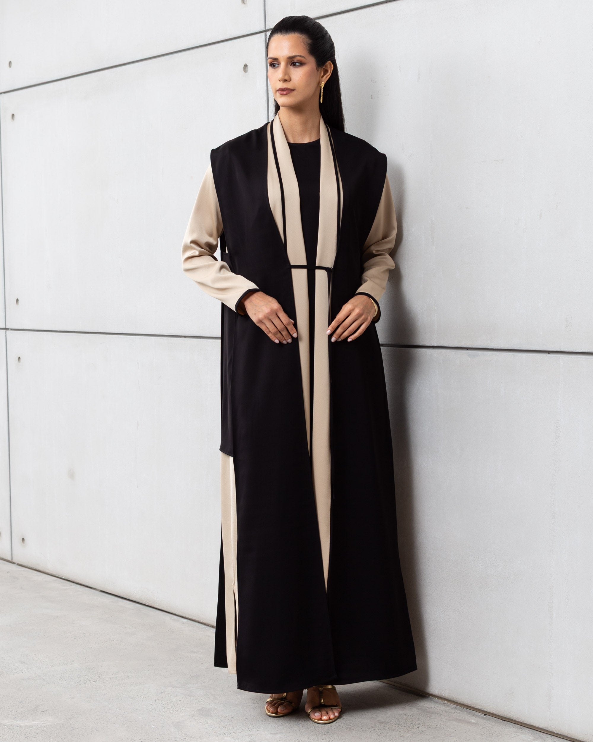 Set: Sand Loose Cut Abaya with Black Cardigan RTW