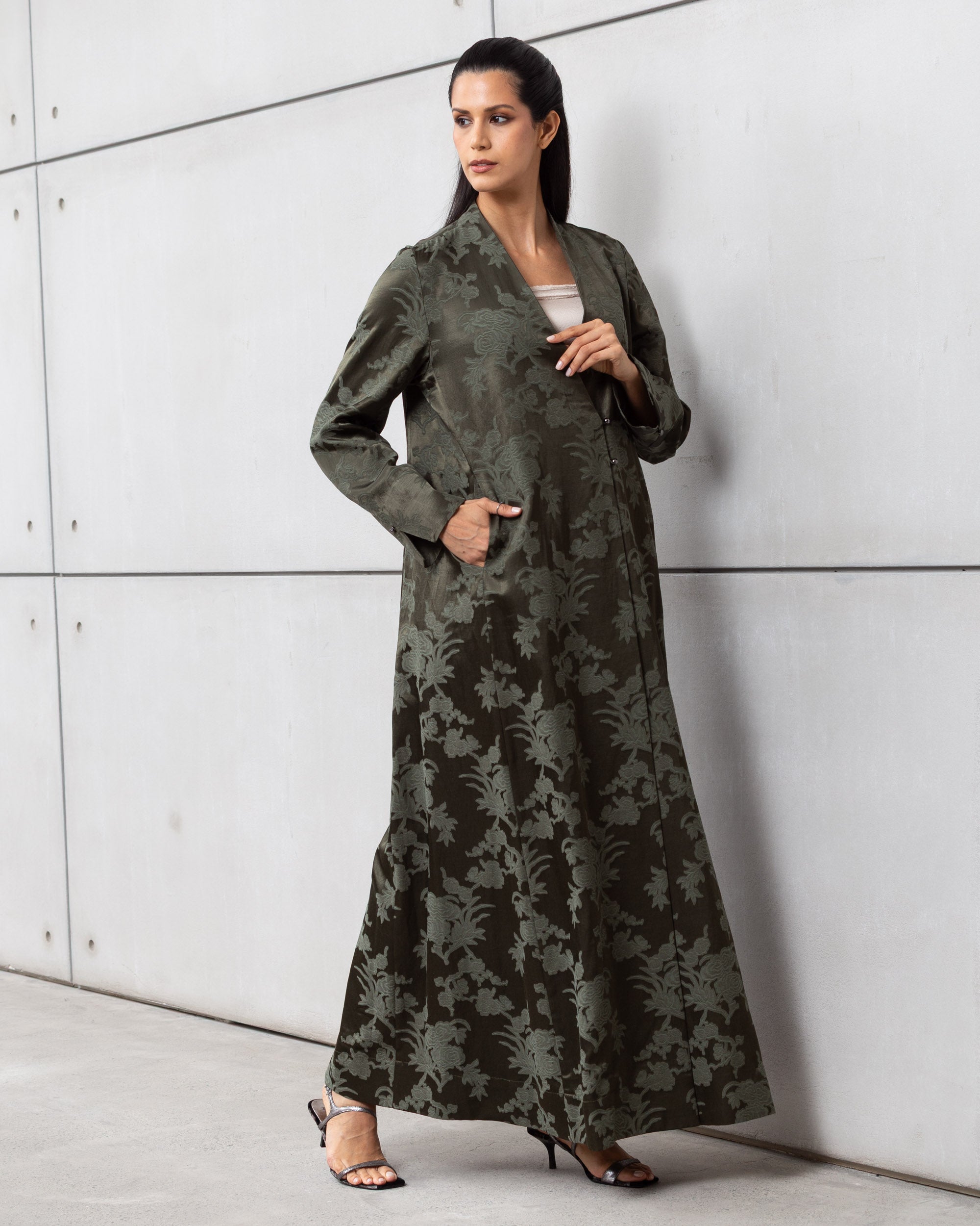 Double Button Jacquard Abaya in Green