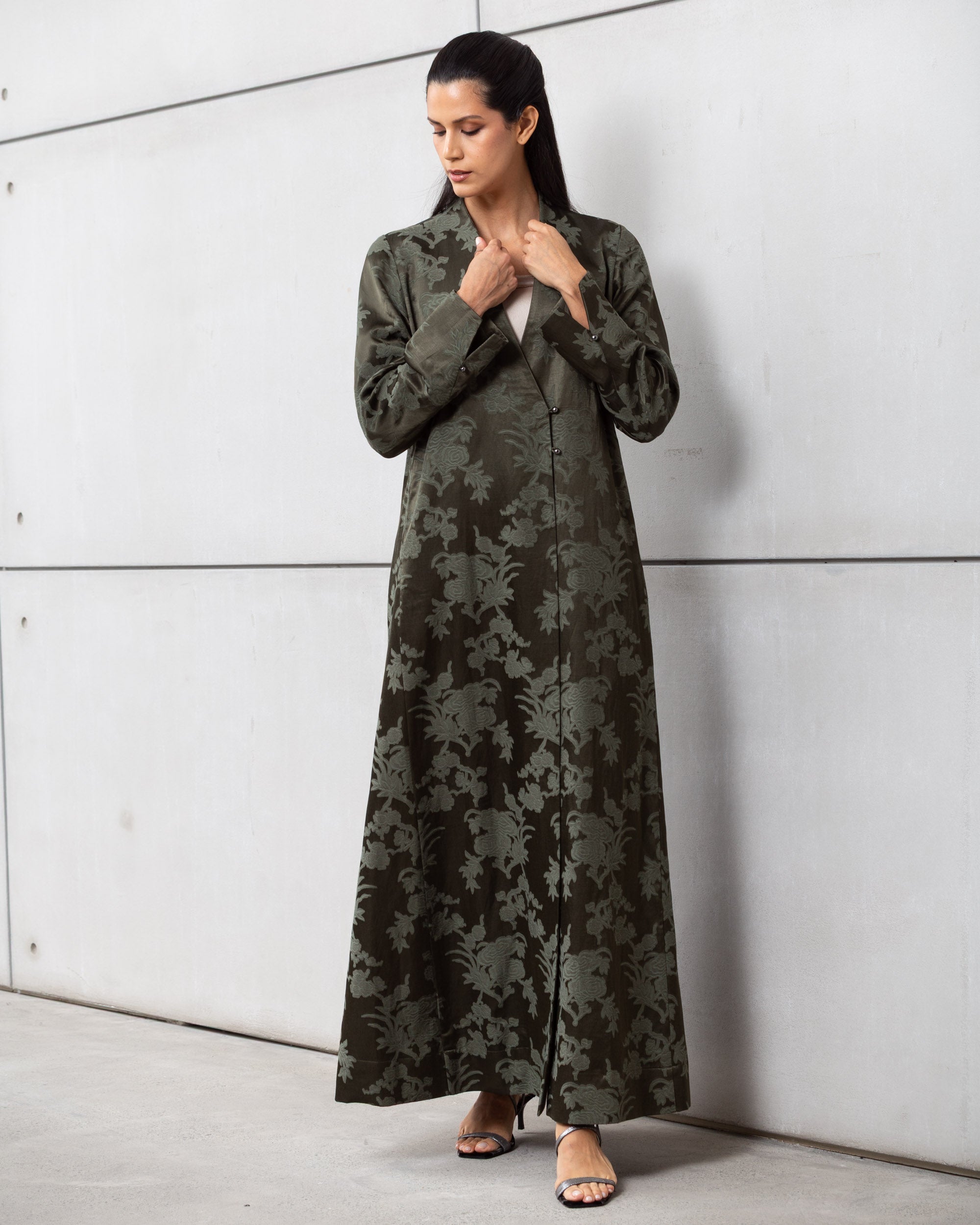 Double Button Jacquard Abaya in Green