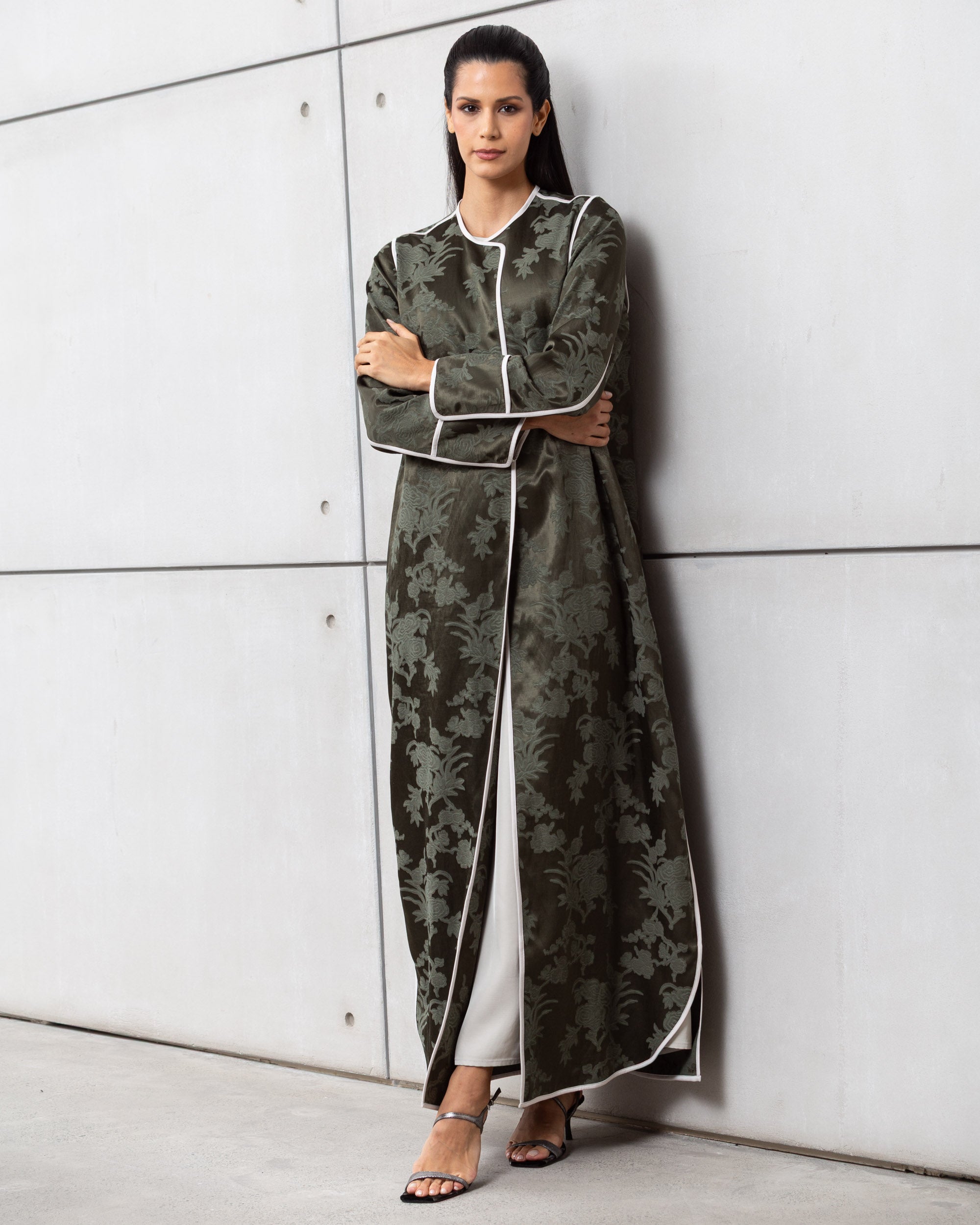 Structured Jacquard Abaya in Green with Detailing