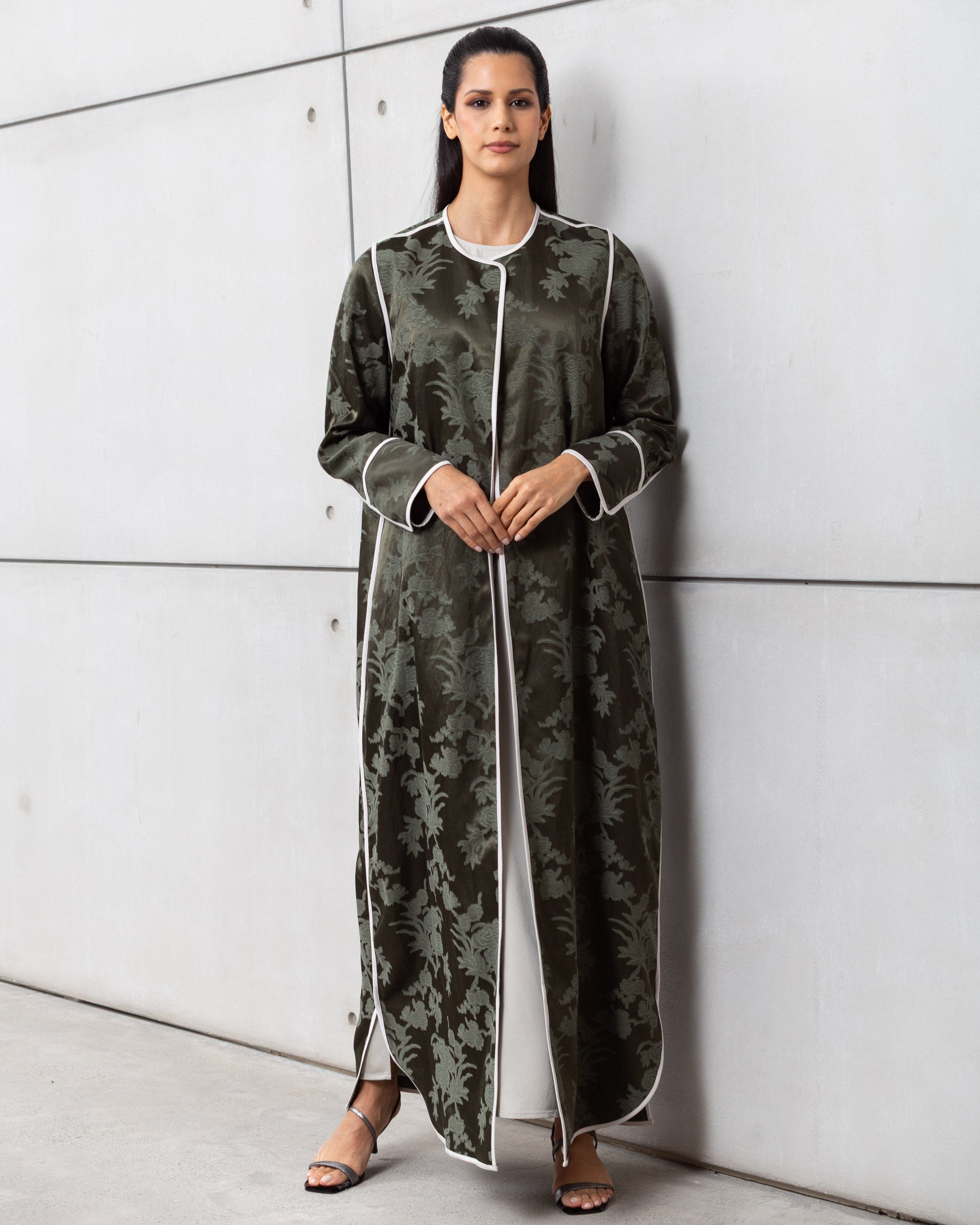 Structured Jacquard Abaya in Green with Detailing