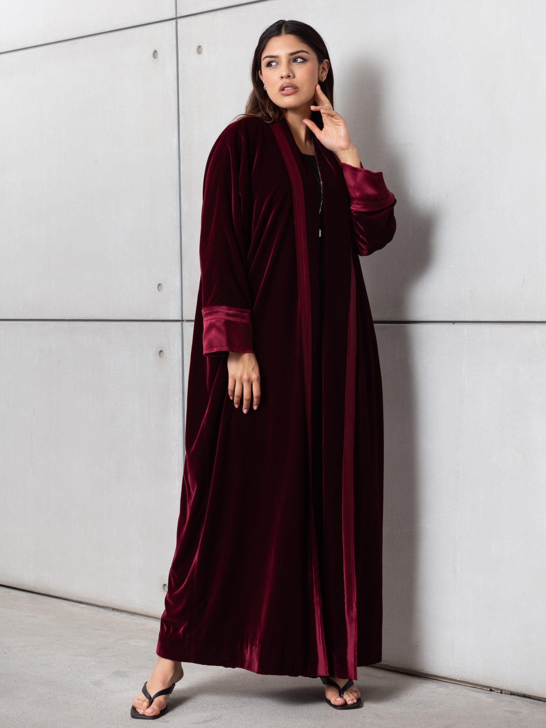 Velvet Abaya in Burgundy RTW