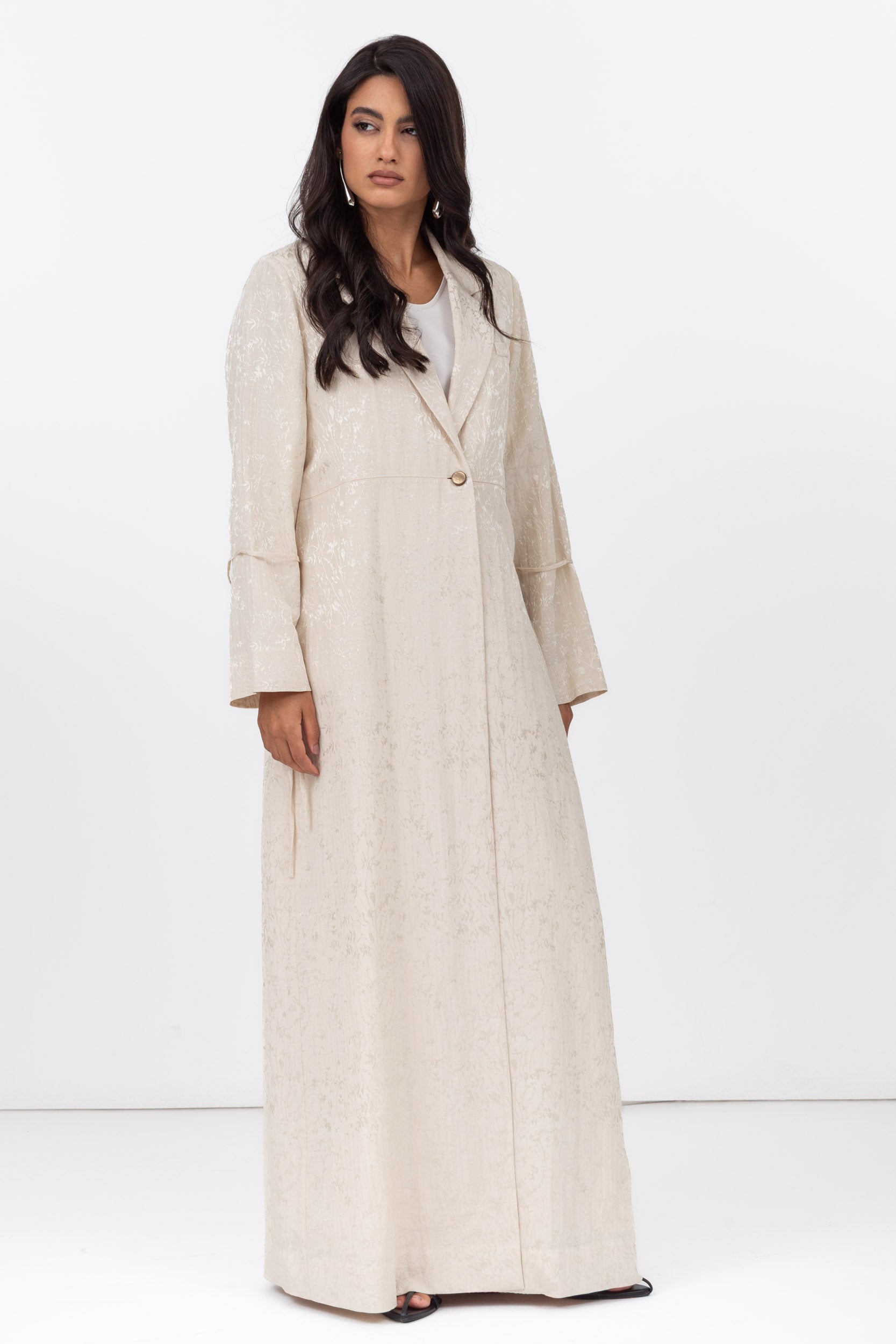 Suit Abaya in Ivory Jacquard Linen RTW