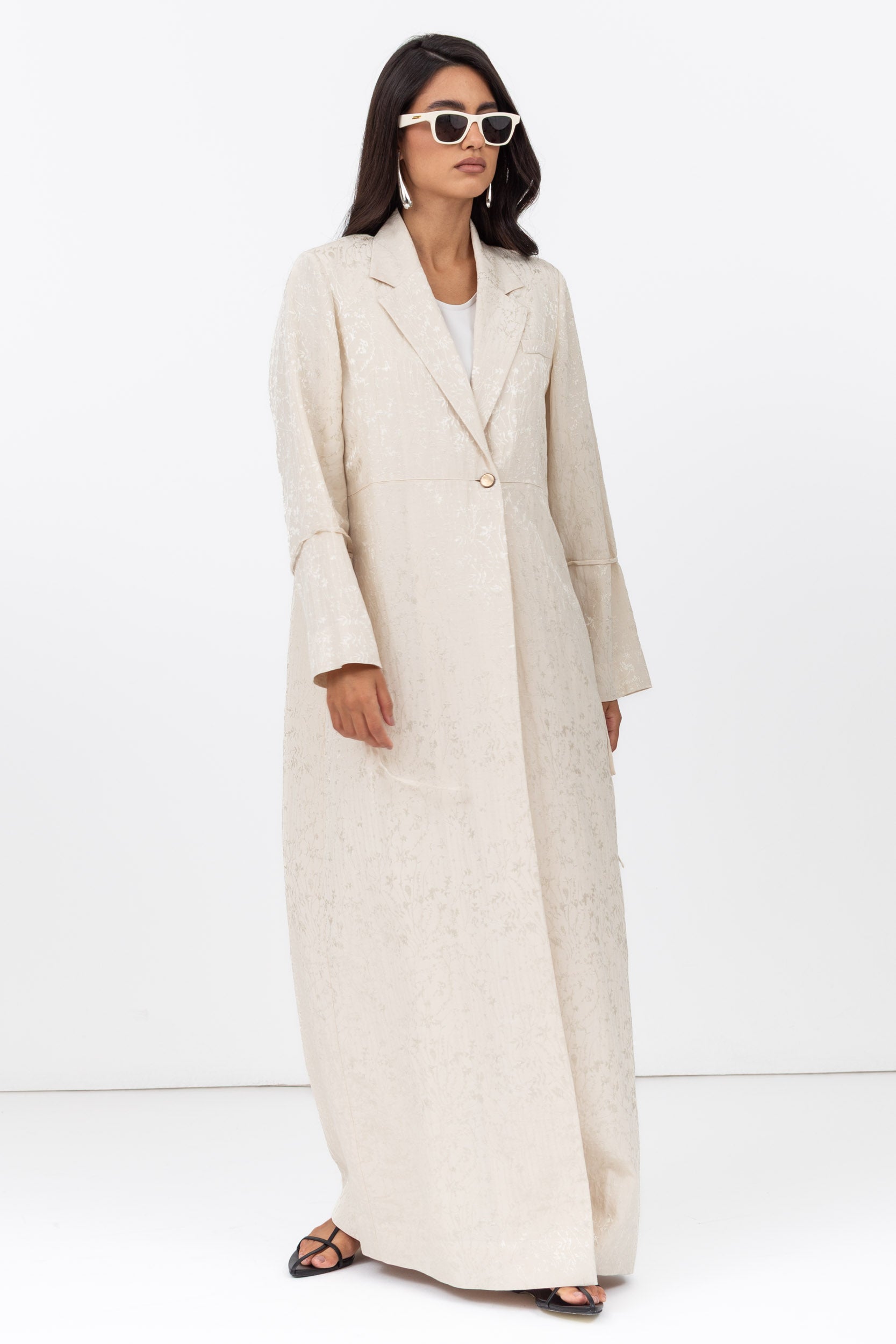 Suit Abaya in Ivory Jacquard Linen RTW
