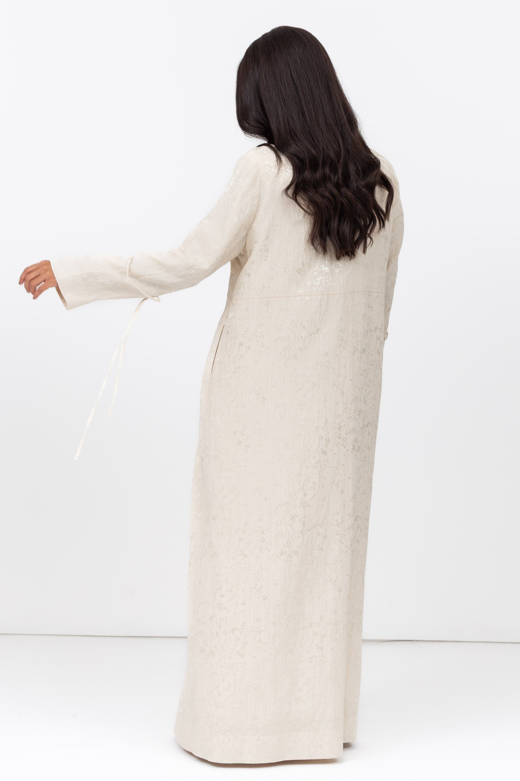 Suit Abaya in Ivory Jacquard Linen RTW
