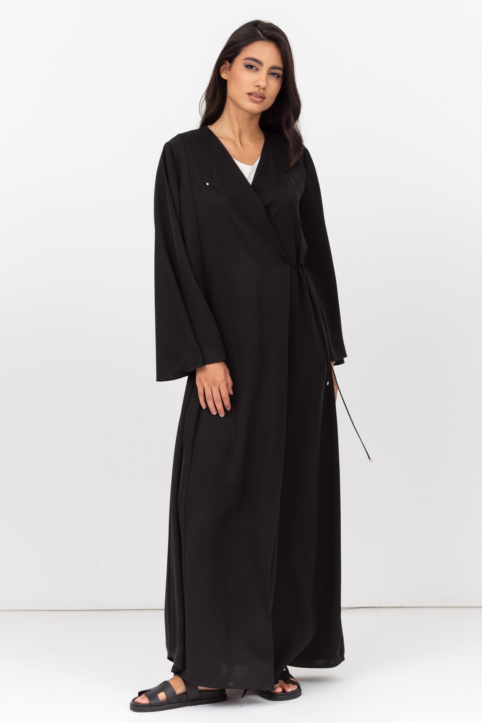 Side Tie Abaya in Black