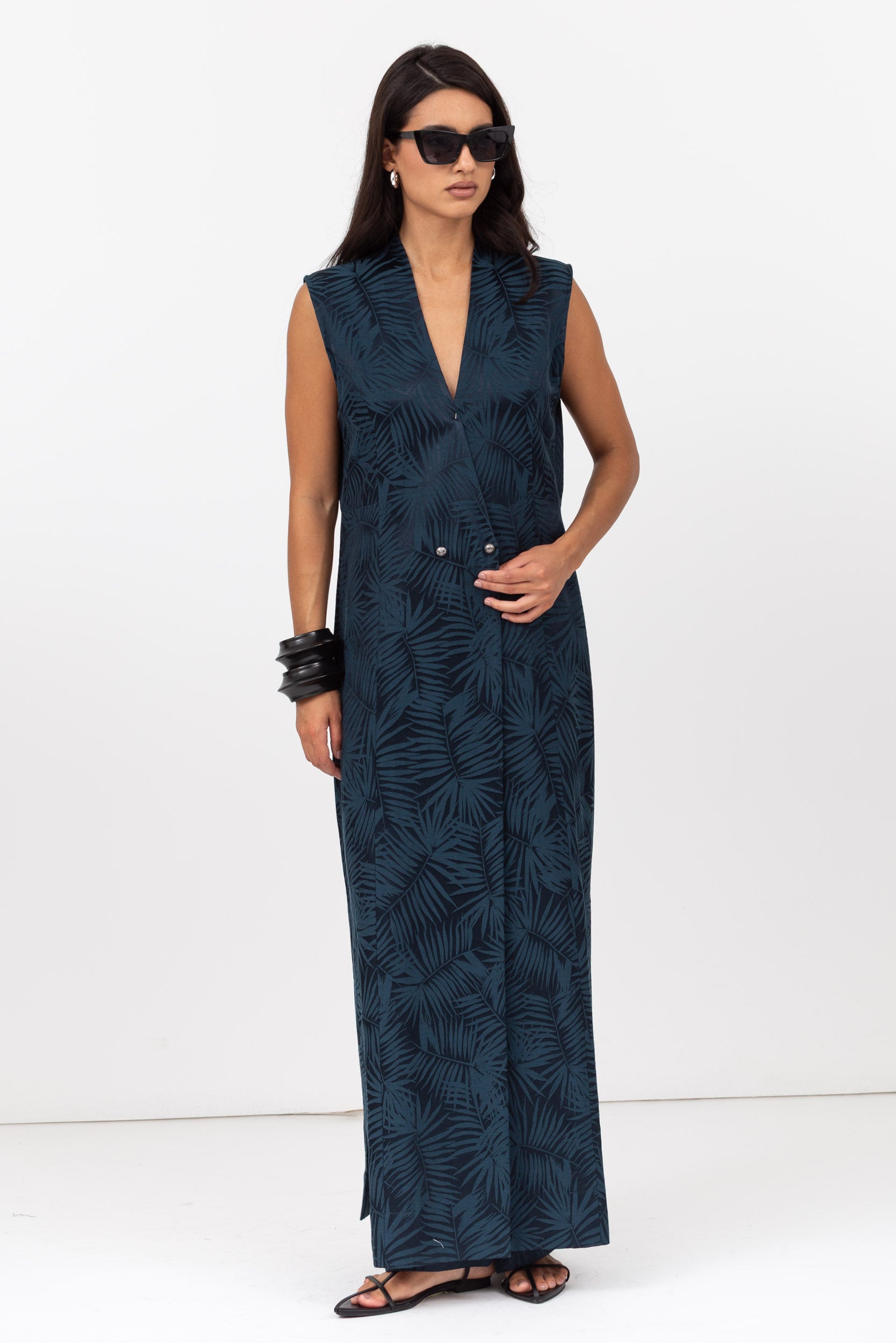 Travel Set : Sleeveless Long Jacket and Pants in Blue Jacquard Satin