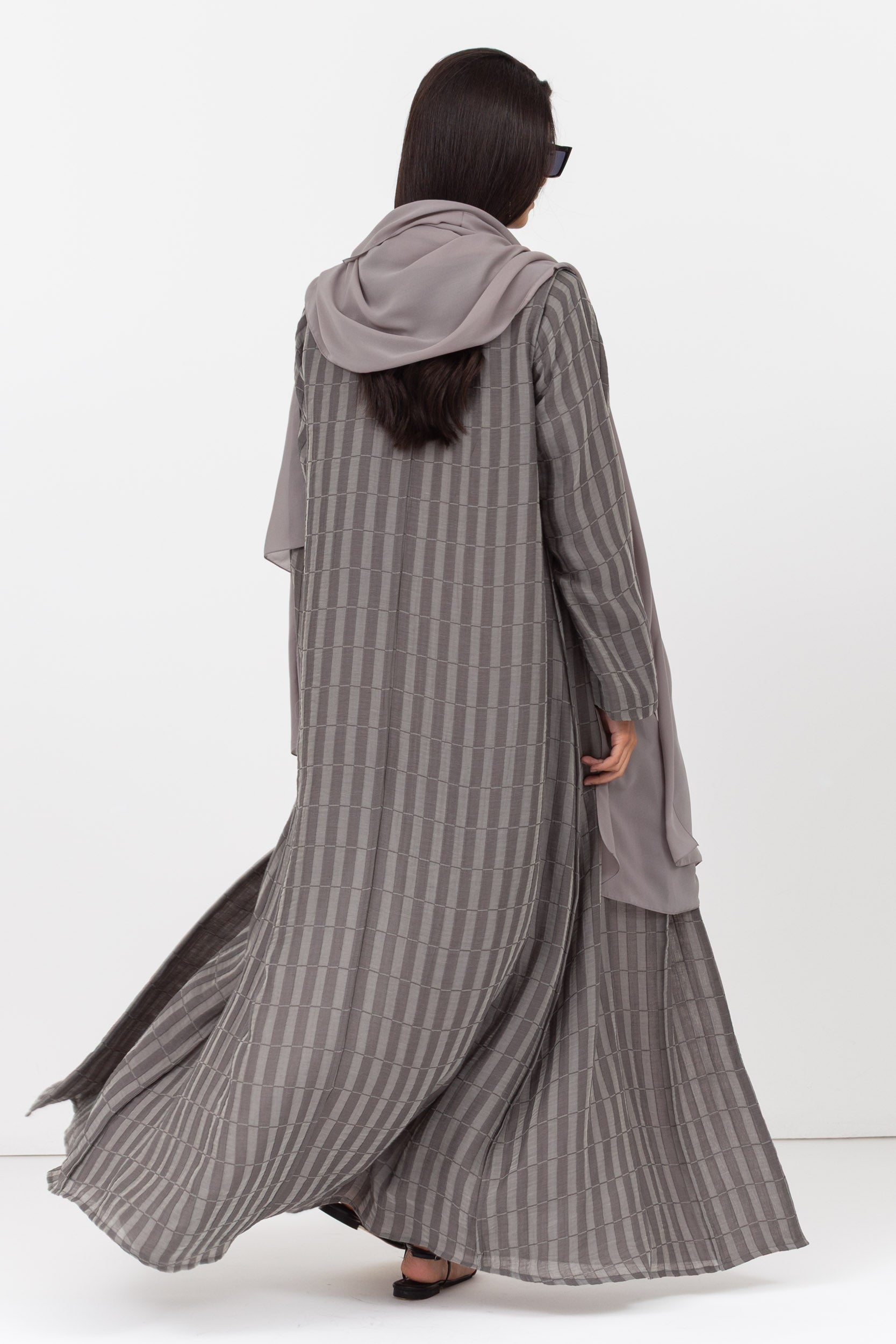 Stripe Abaya in Textured Olive Grey and White RTW