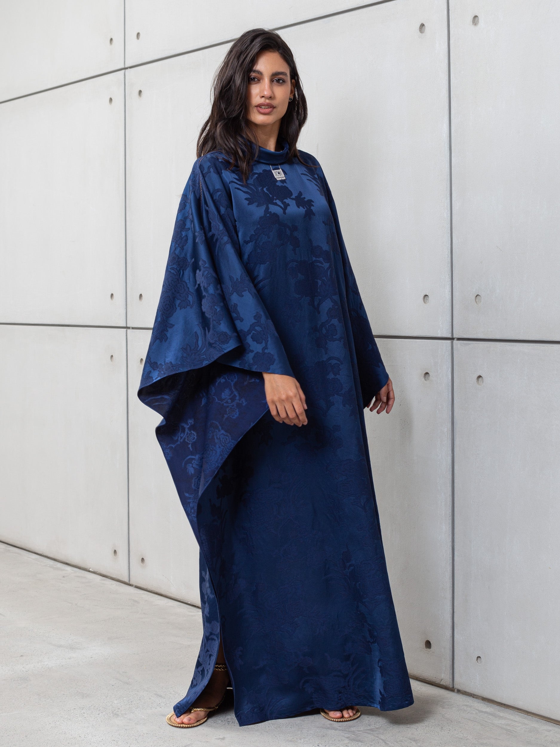 KAFTAN IN ROYAL BLUE