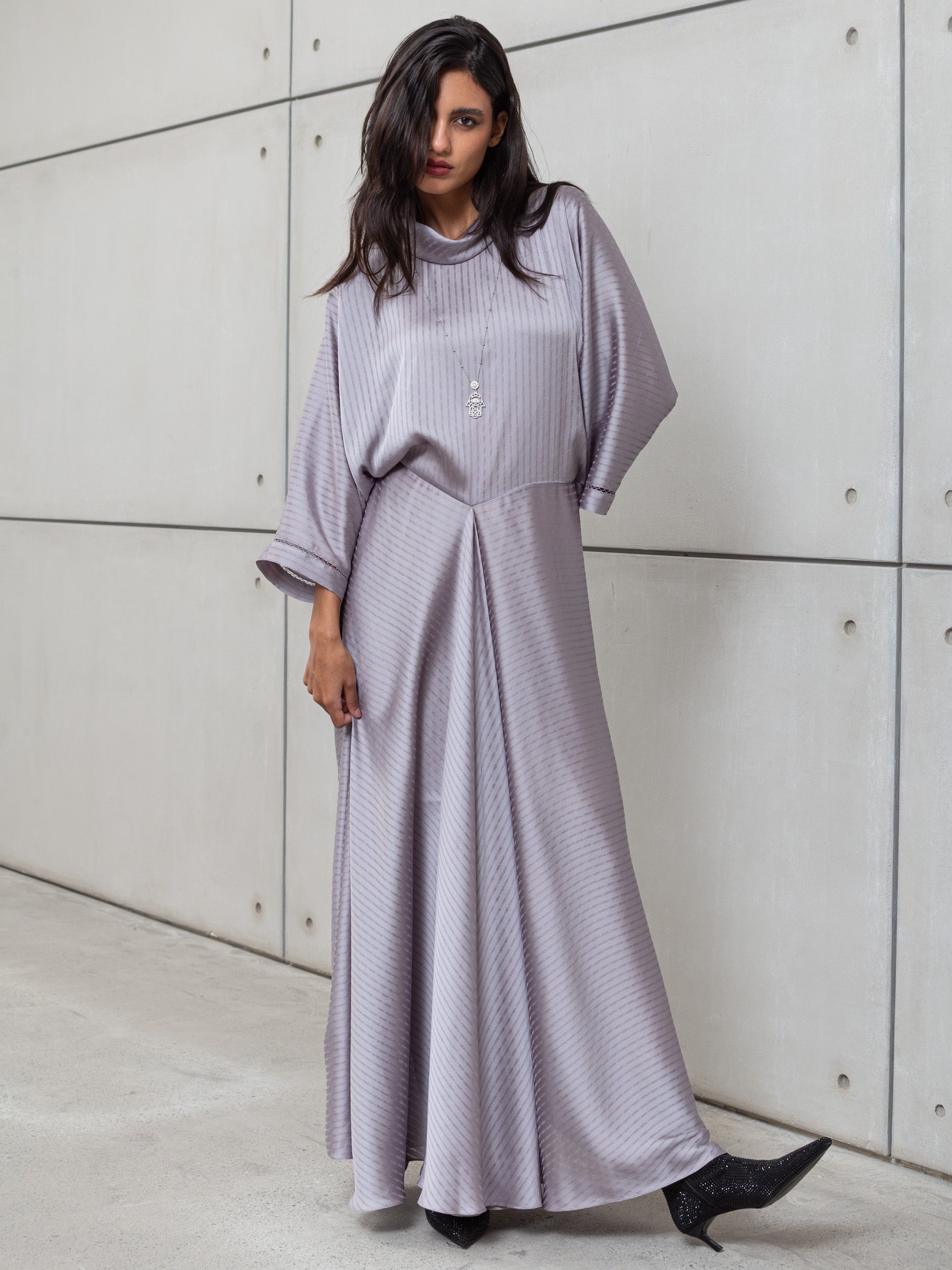 LOOSE STRIPE KAFTAN IN GREY