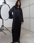 PLEATED KAFTAN IN BLACK