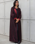 STRUCTURED ABAYA IN BURGUNDY BLACK