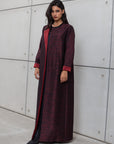 STRUCTURED ABAYA IN BURGUNDY BLACK