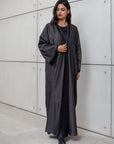 LOOSE ABAYA IN METALLIC BLACK