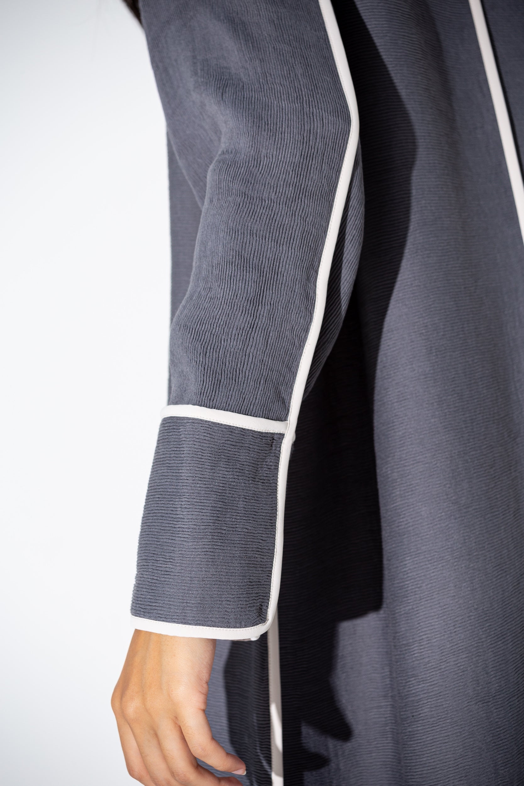 Gray Ripple Abaya with Ivory Detailing RTW