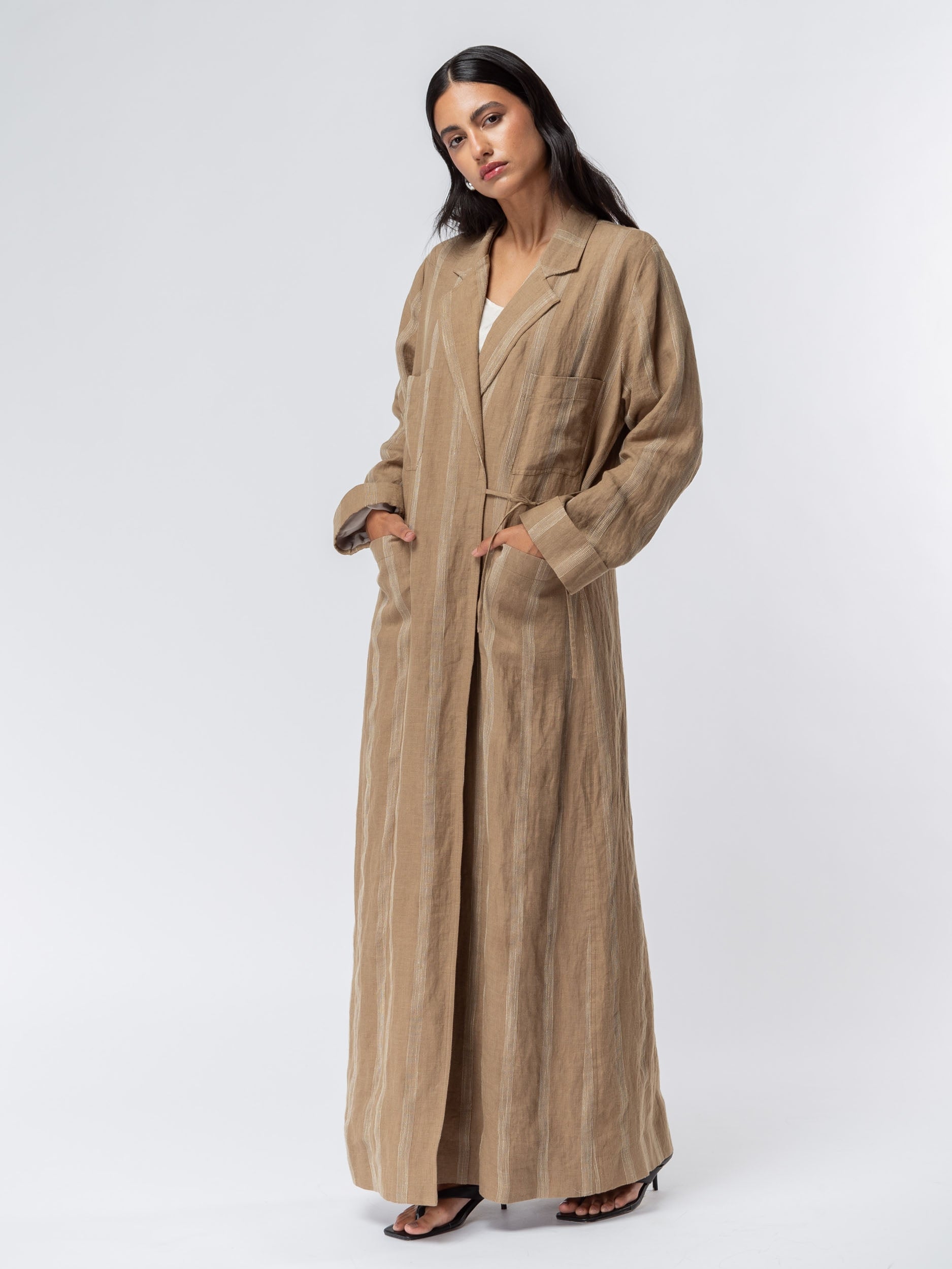 Suit Pocket Abaya in Brown Linen