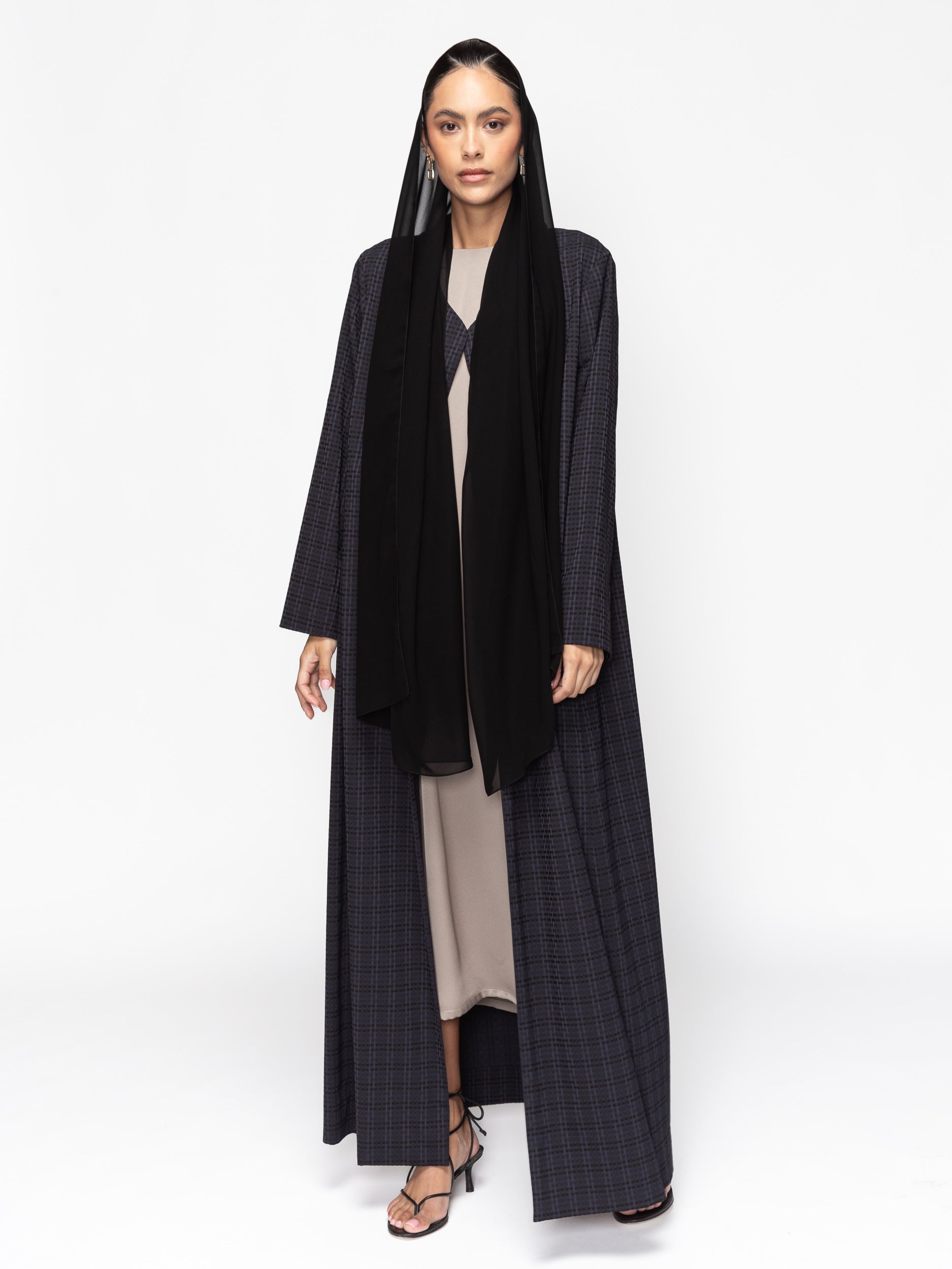 Textured Abaya in Black