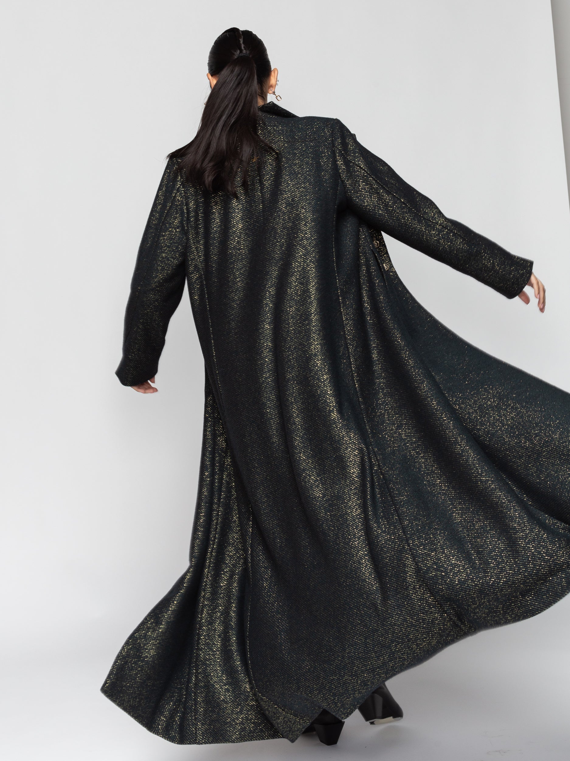 Luxury Winter Abaya in Green Gold