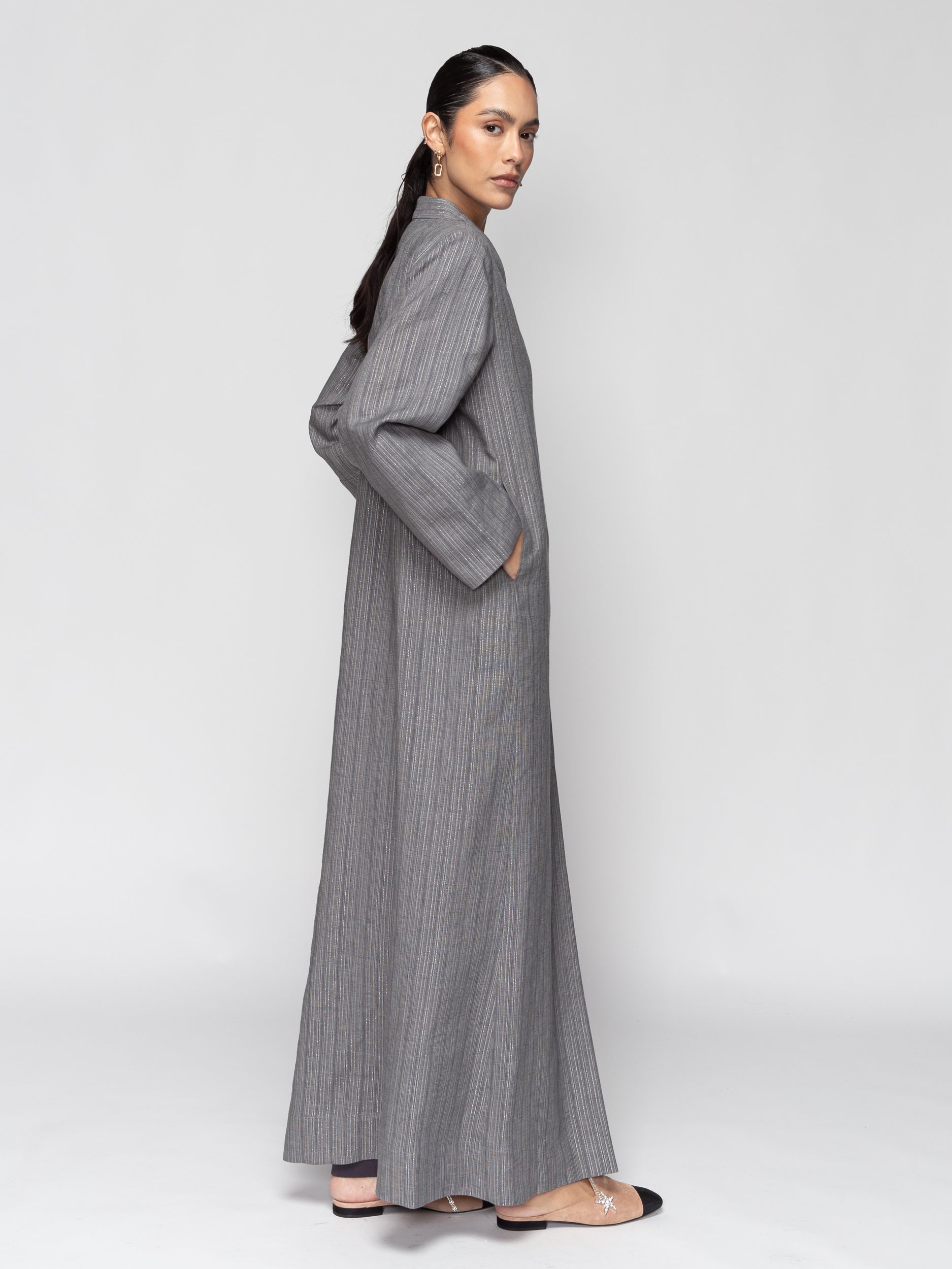 Linen Abaya in Metallic Gray RTW