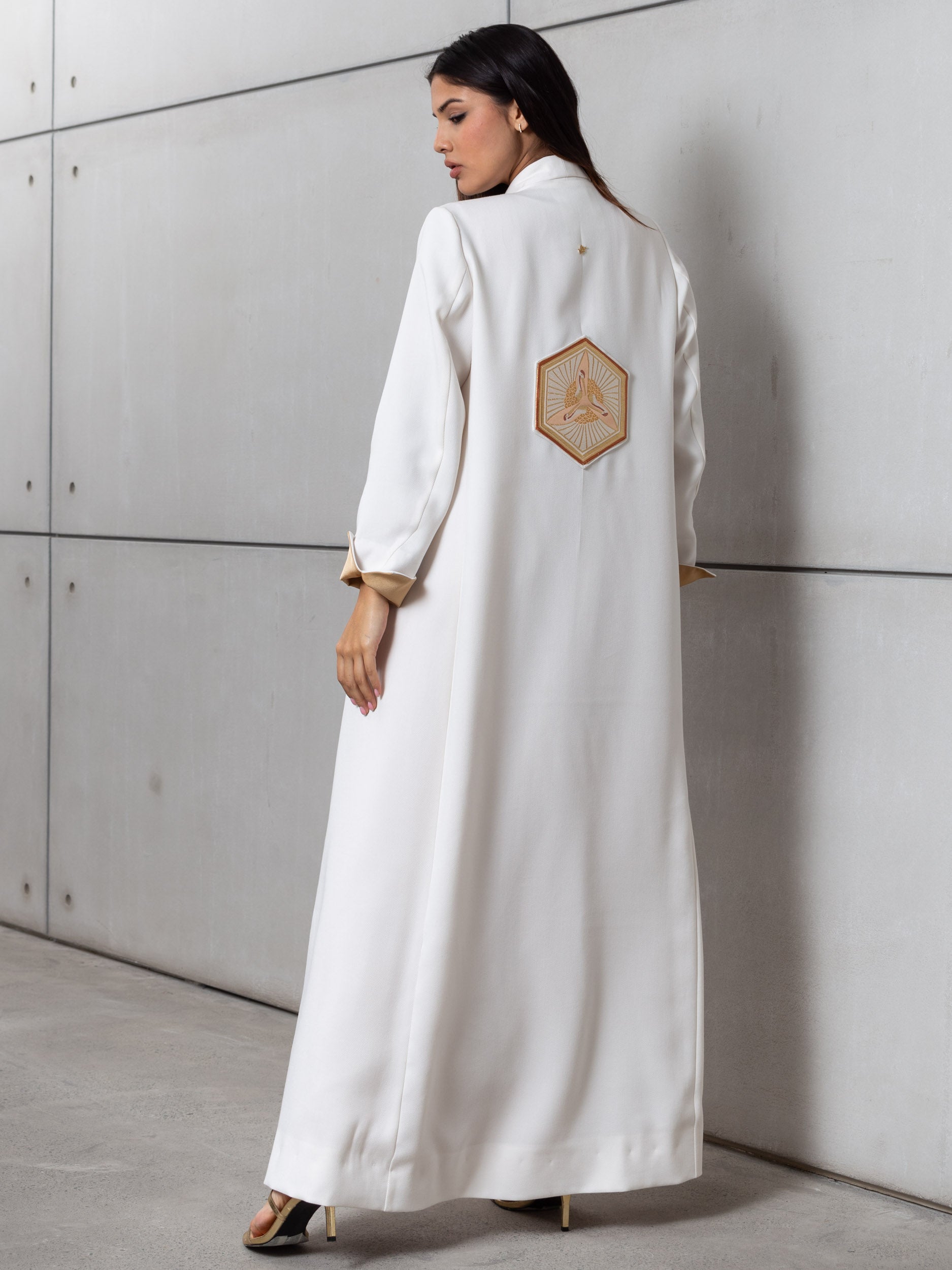 Jacket Abaya in White with Gold Embroidery