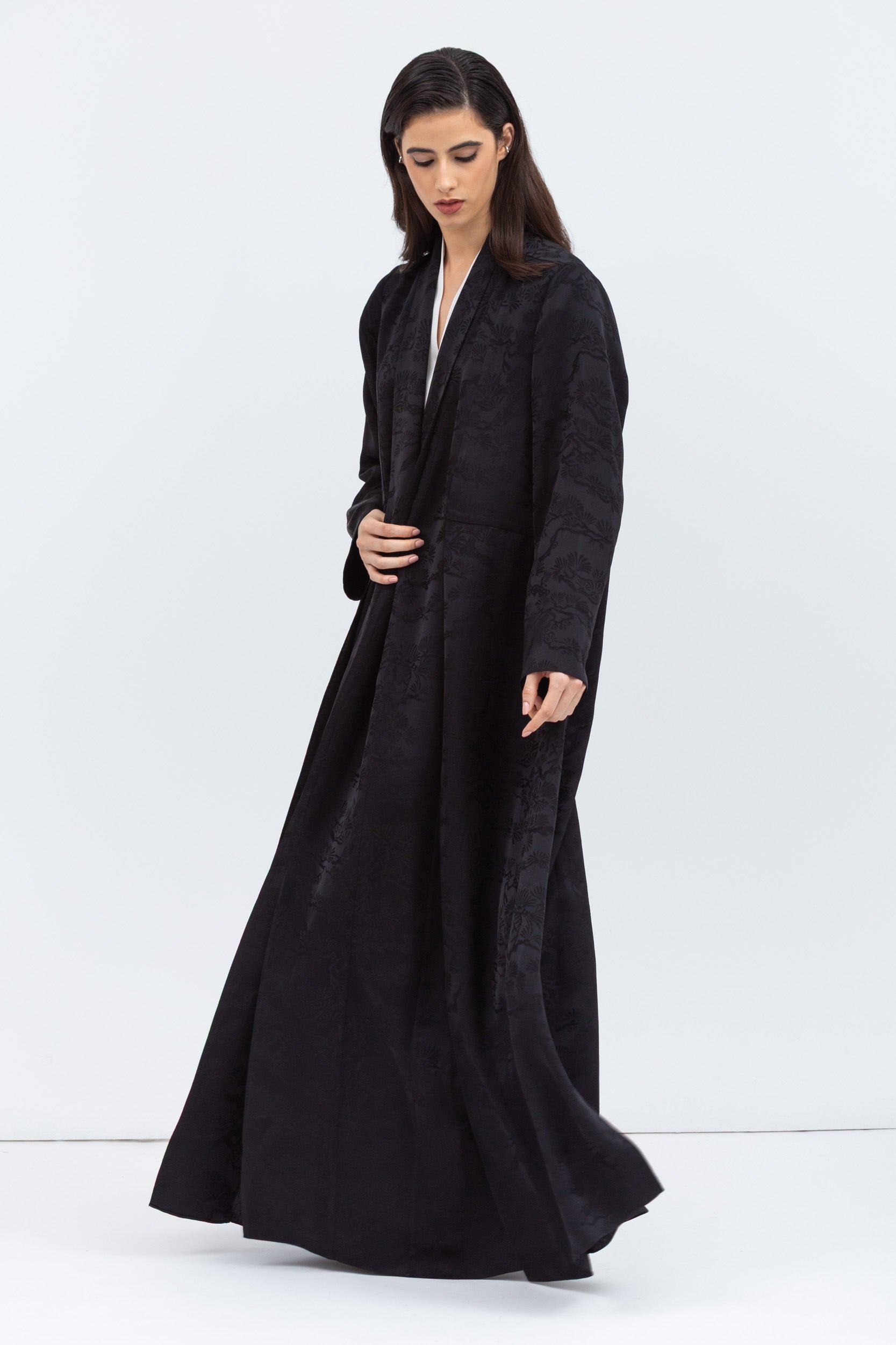 Layer Abaya in Black Pattern