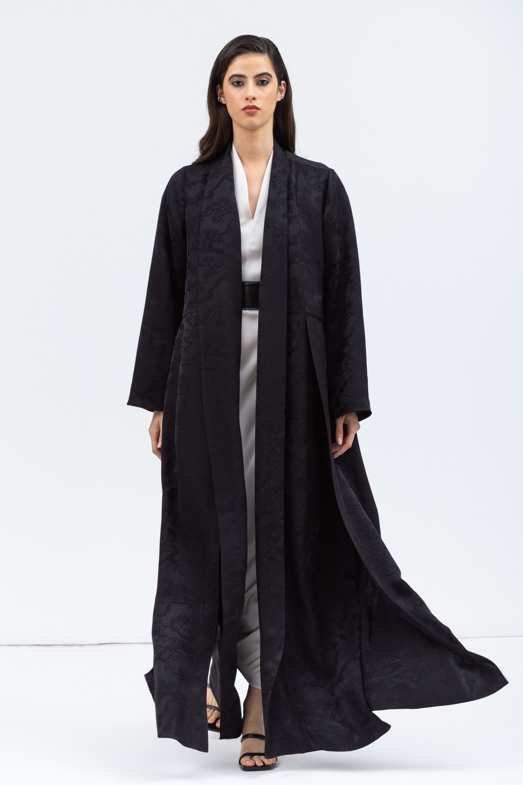 Layer Abaya in Black Pattern