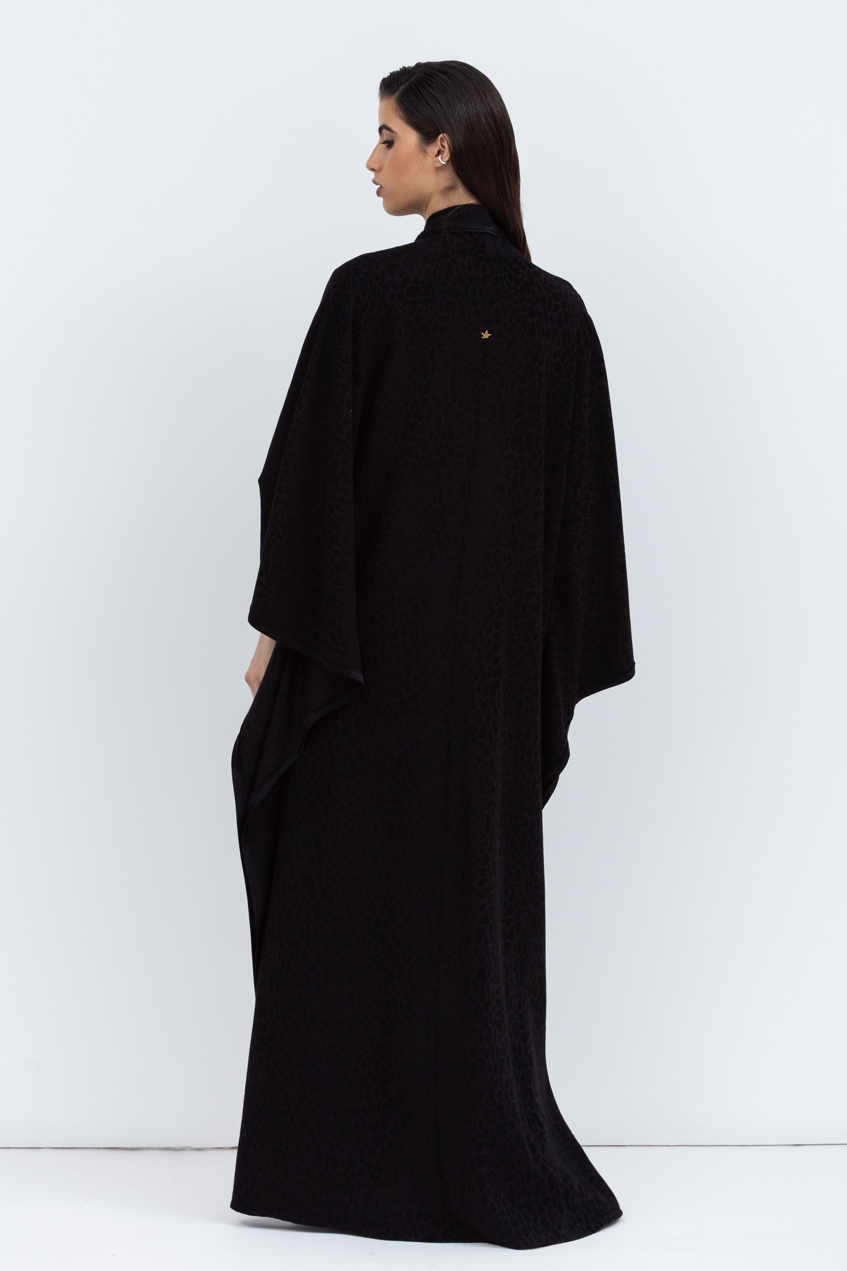 Flow Abaya in Black Pattern