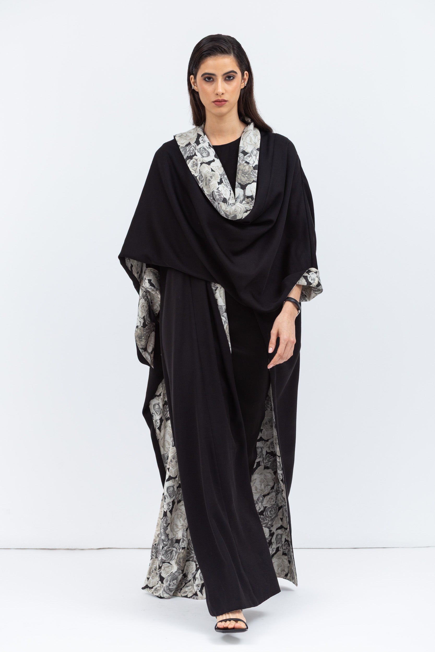 Reversible Shawl Abaya with Floral Pattern