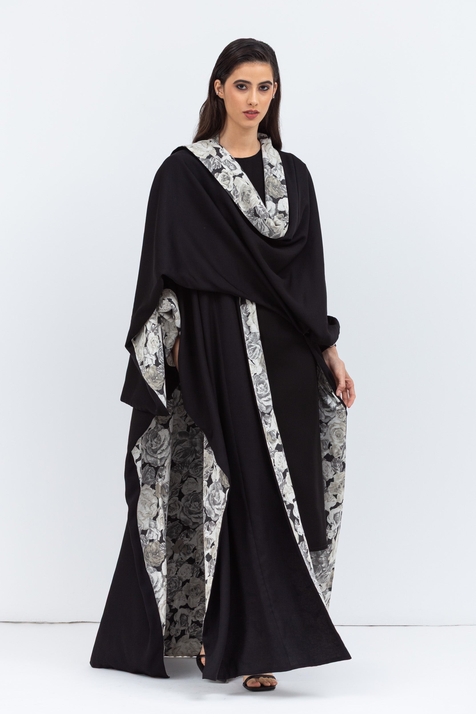 Reversible Shawl Abaya with Floral Pattern