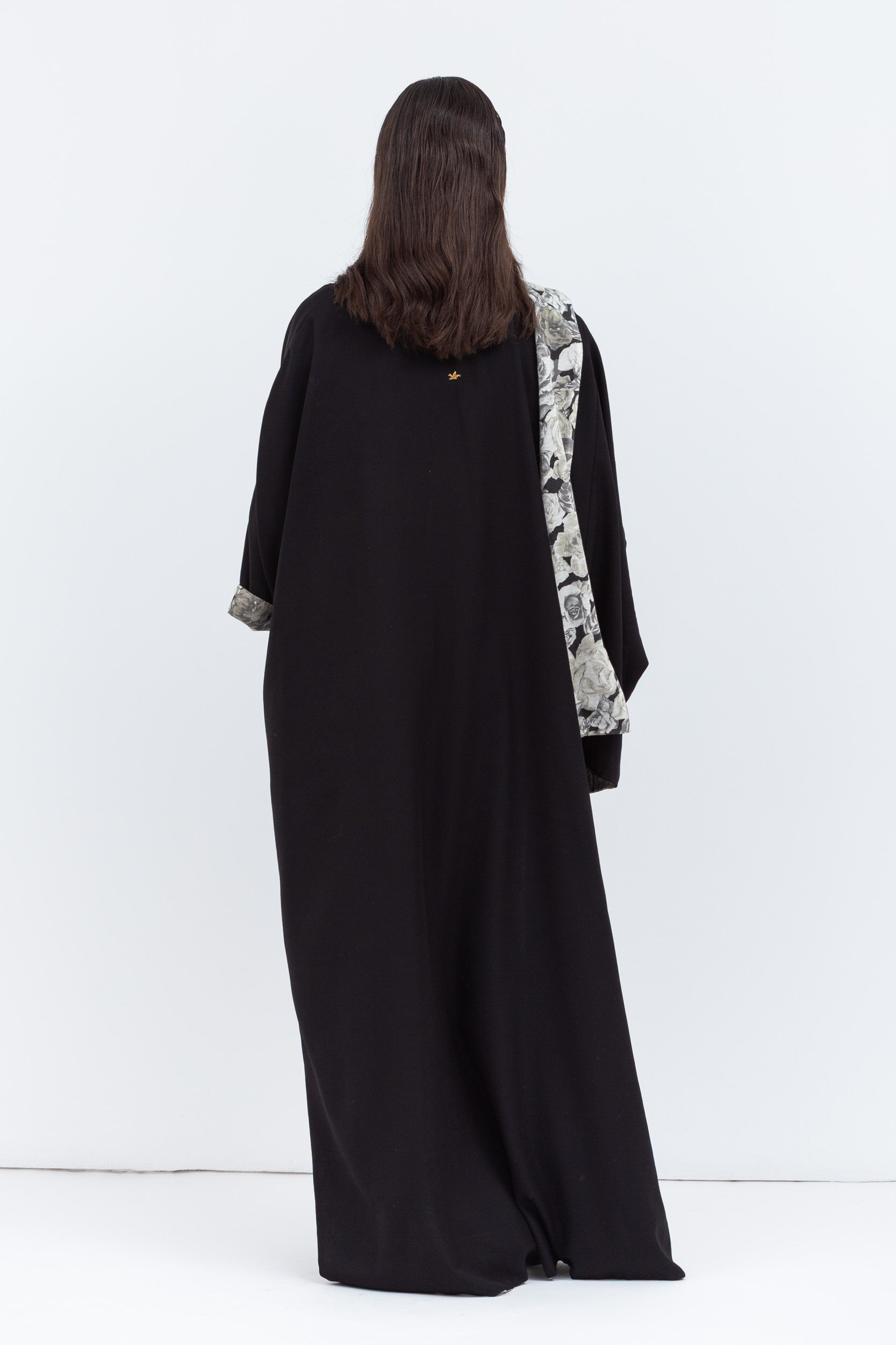 Reversible Shawl Abaya with Floral Pattern