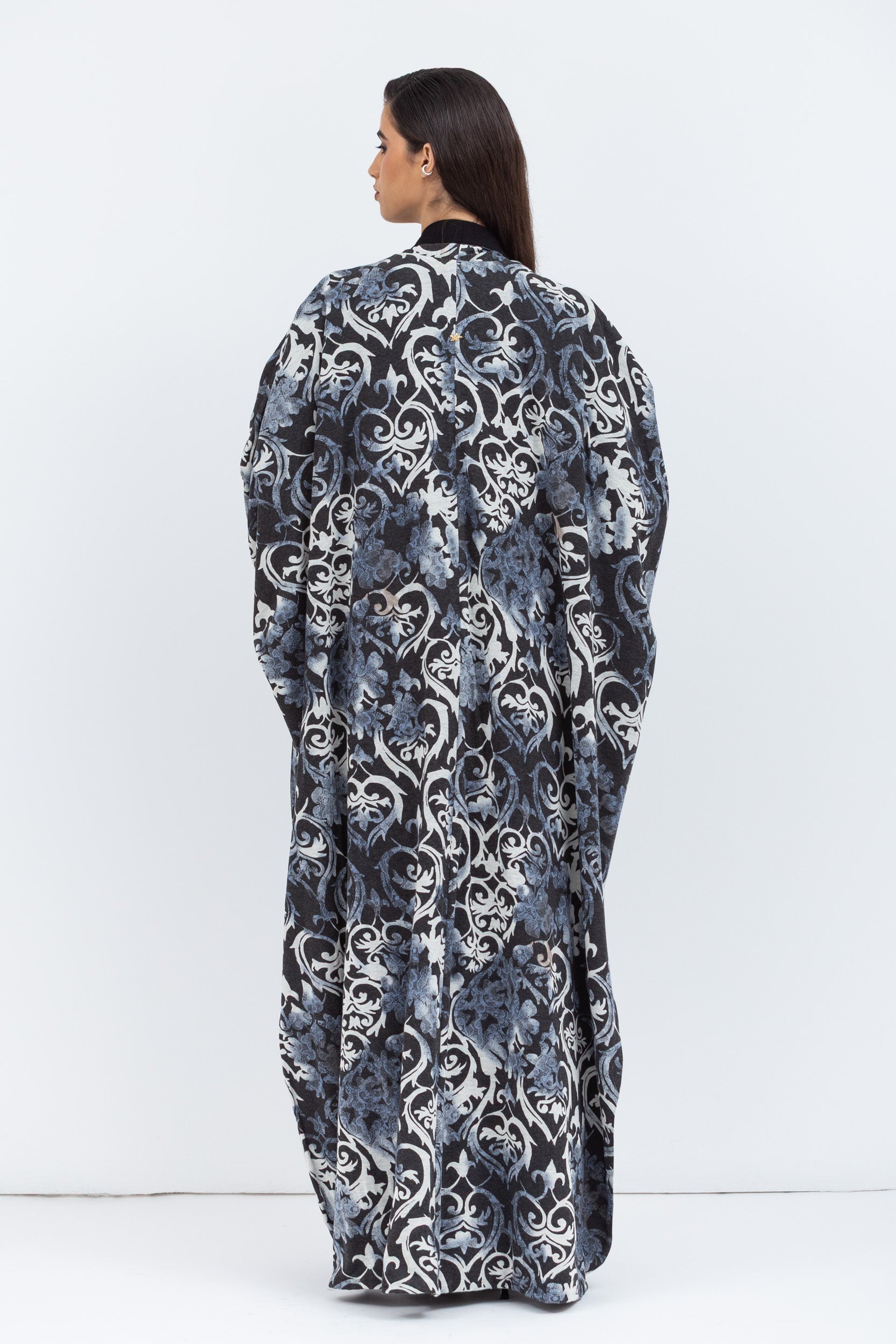 Reversible Shawl Abaya with Blue Pattern