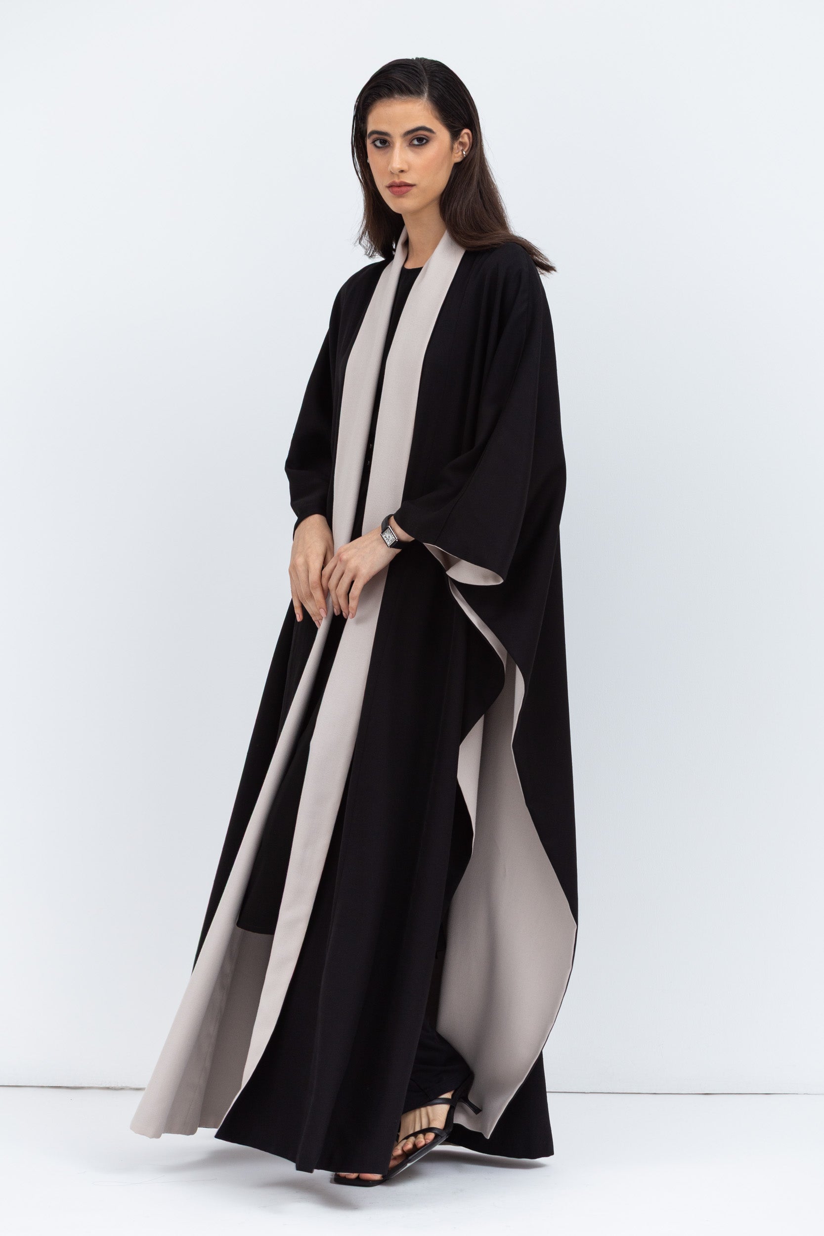 Reversible Shawl Abaya in Black Mauve