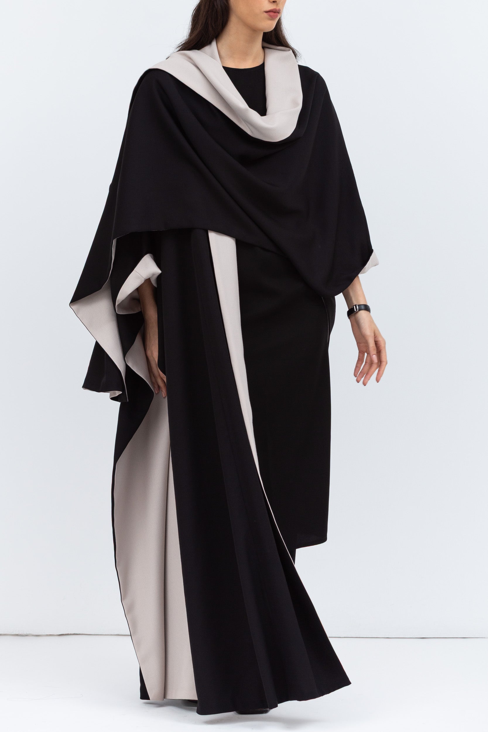 Reversible Shawl Abaya in Black Mauve