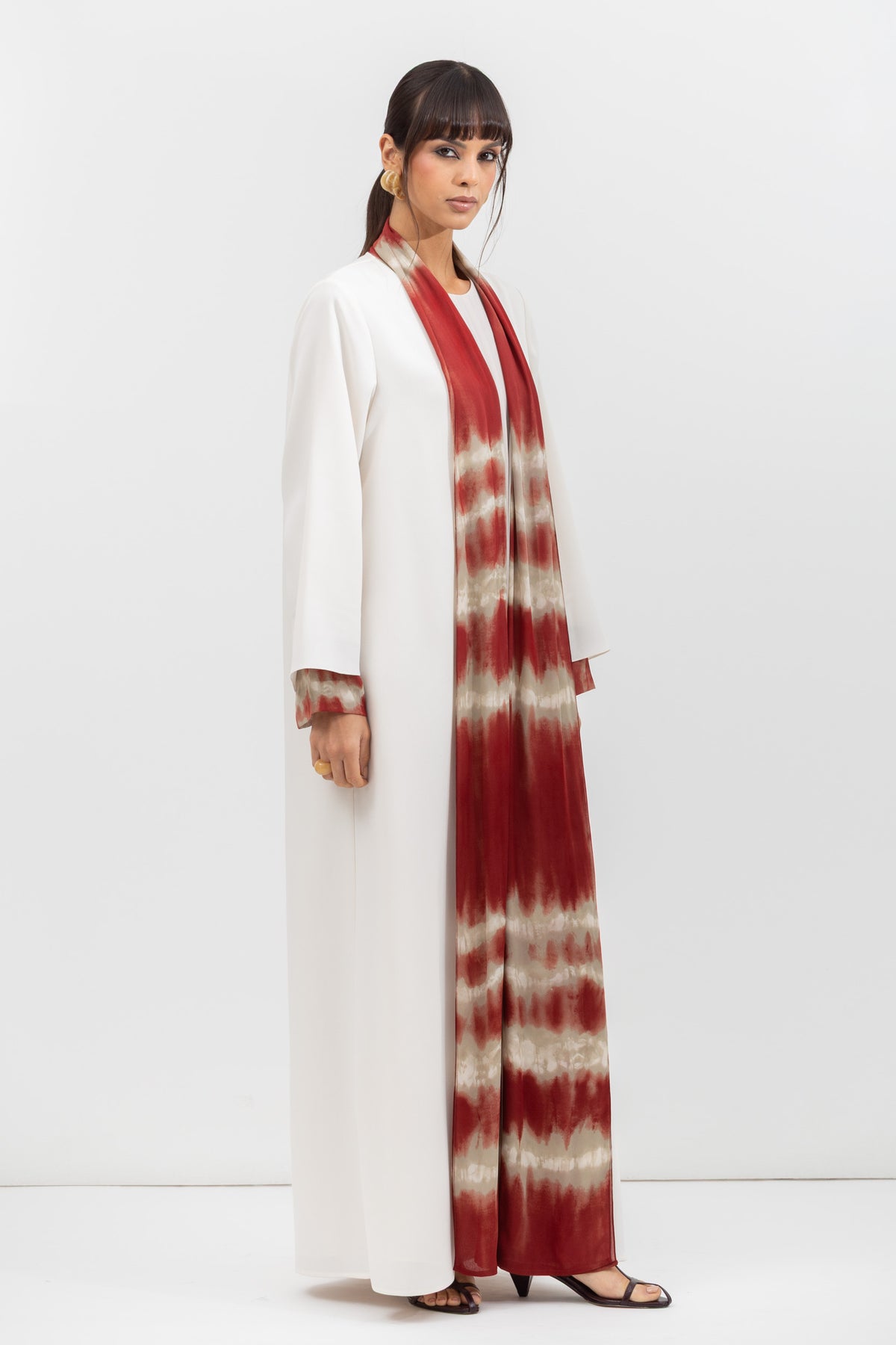 Fluid Shawl Lapel Abaya in Ivory and Red RTW