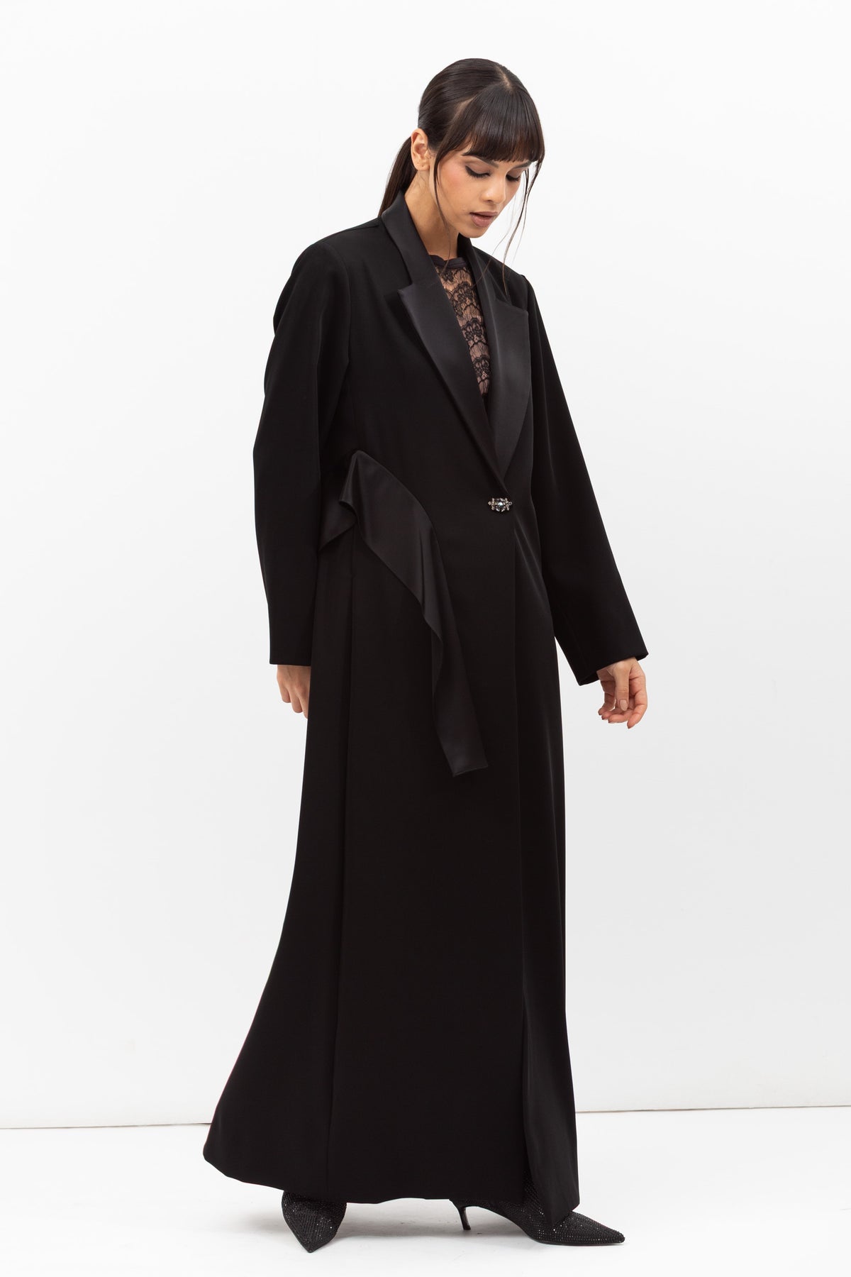 Tuxedo Abaya with Sash in Black RTW