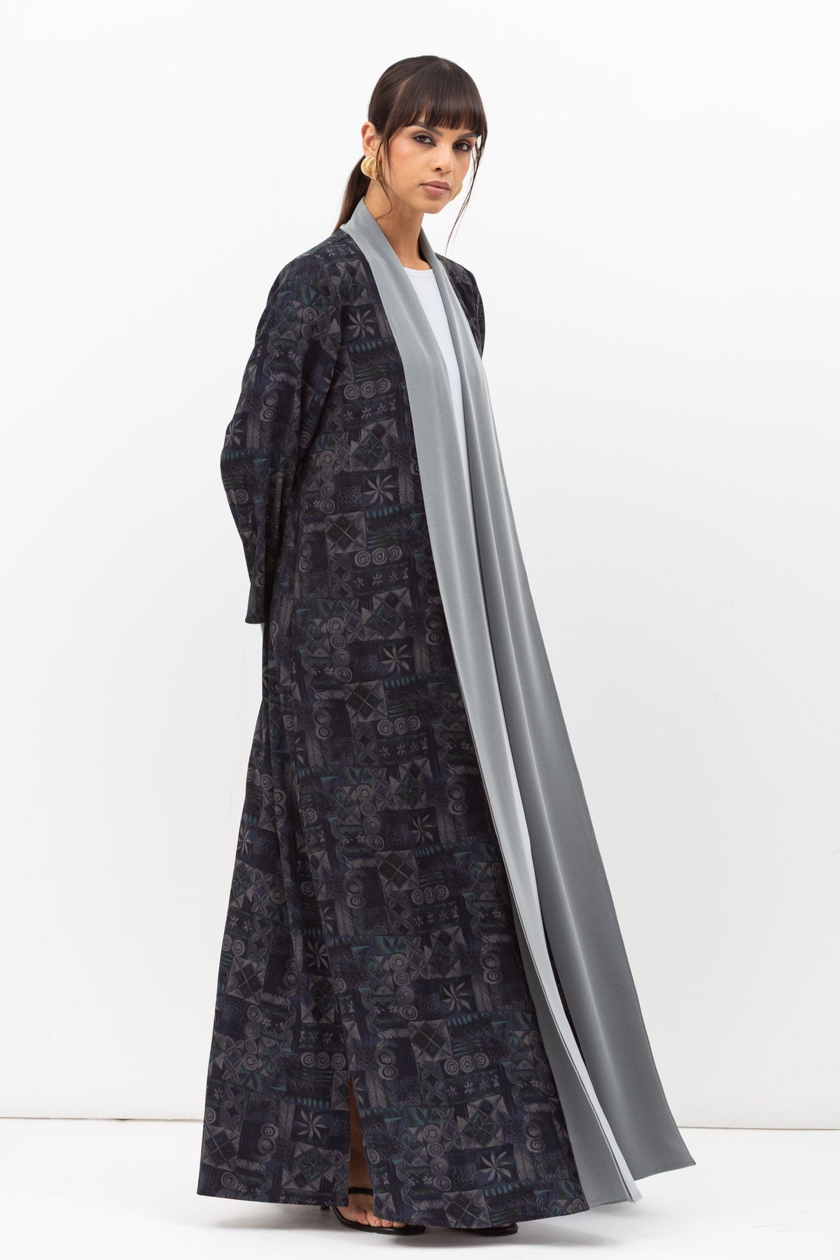 Fluid Shawl Lapel Abaya in Printed Dark Blue RTW