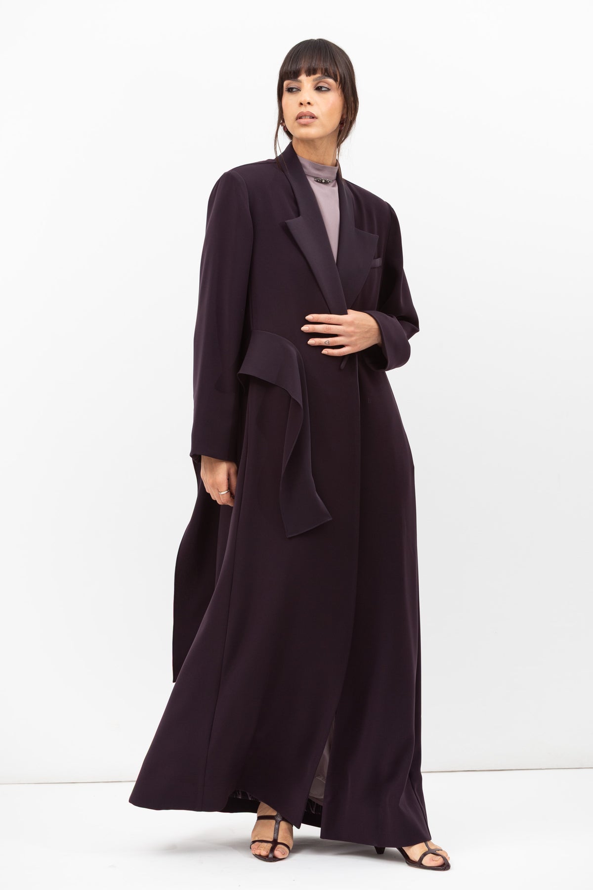 Tuxedo Abaya with Sash in Dark Purple