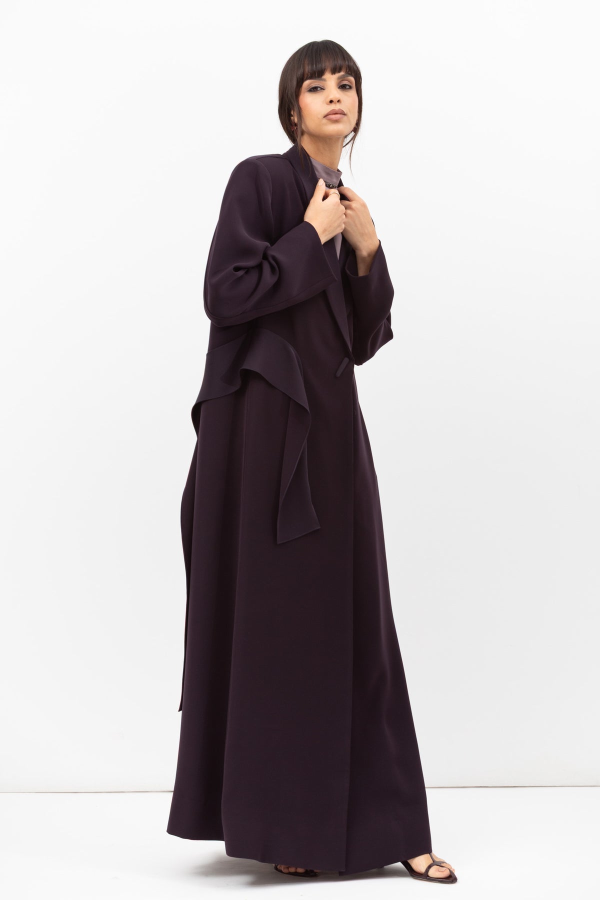 Tuxedo Abaya with Sash in Dark Purple