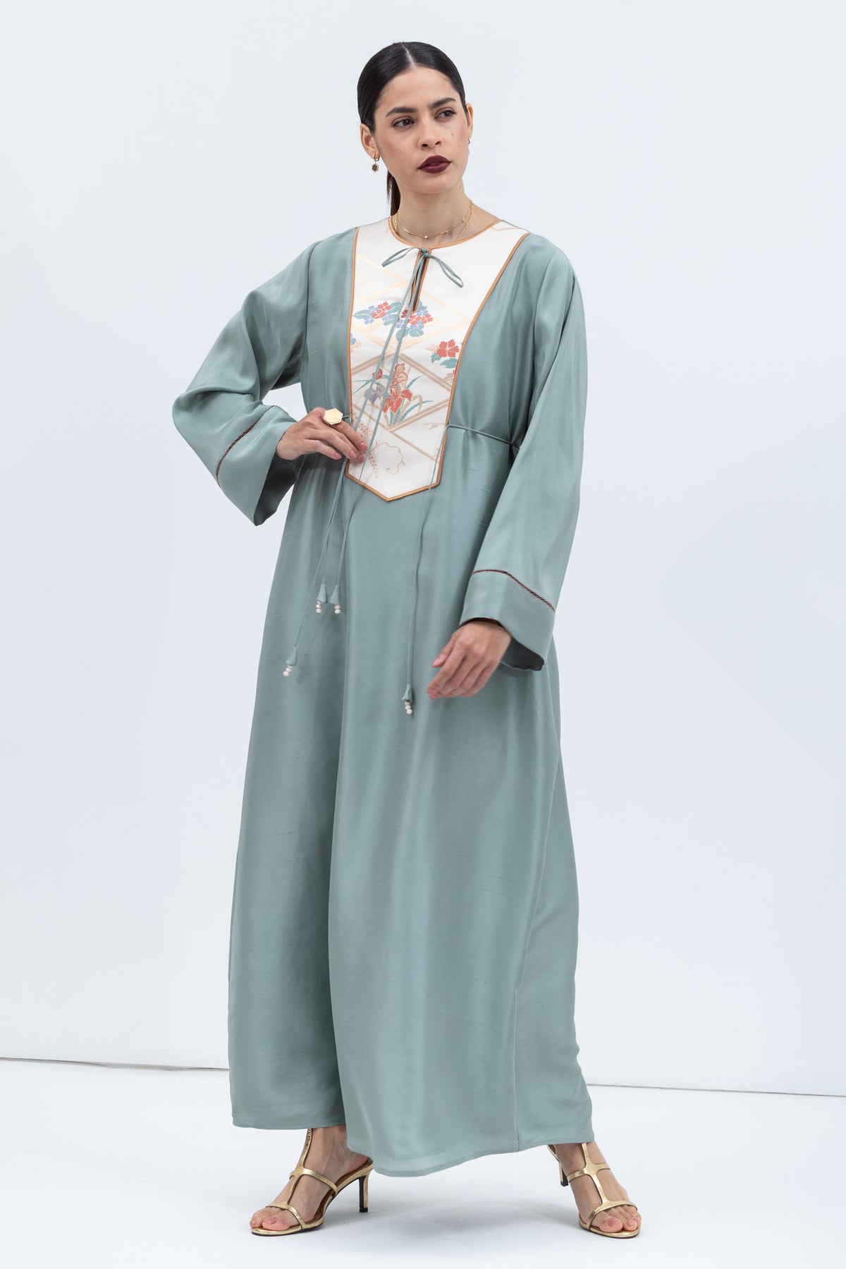 Straight Cut in Green with Silver Japanese Collar RTW