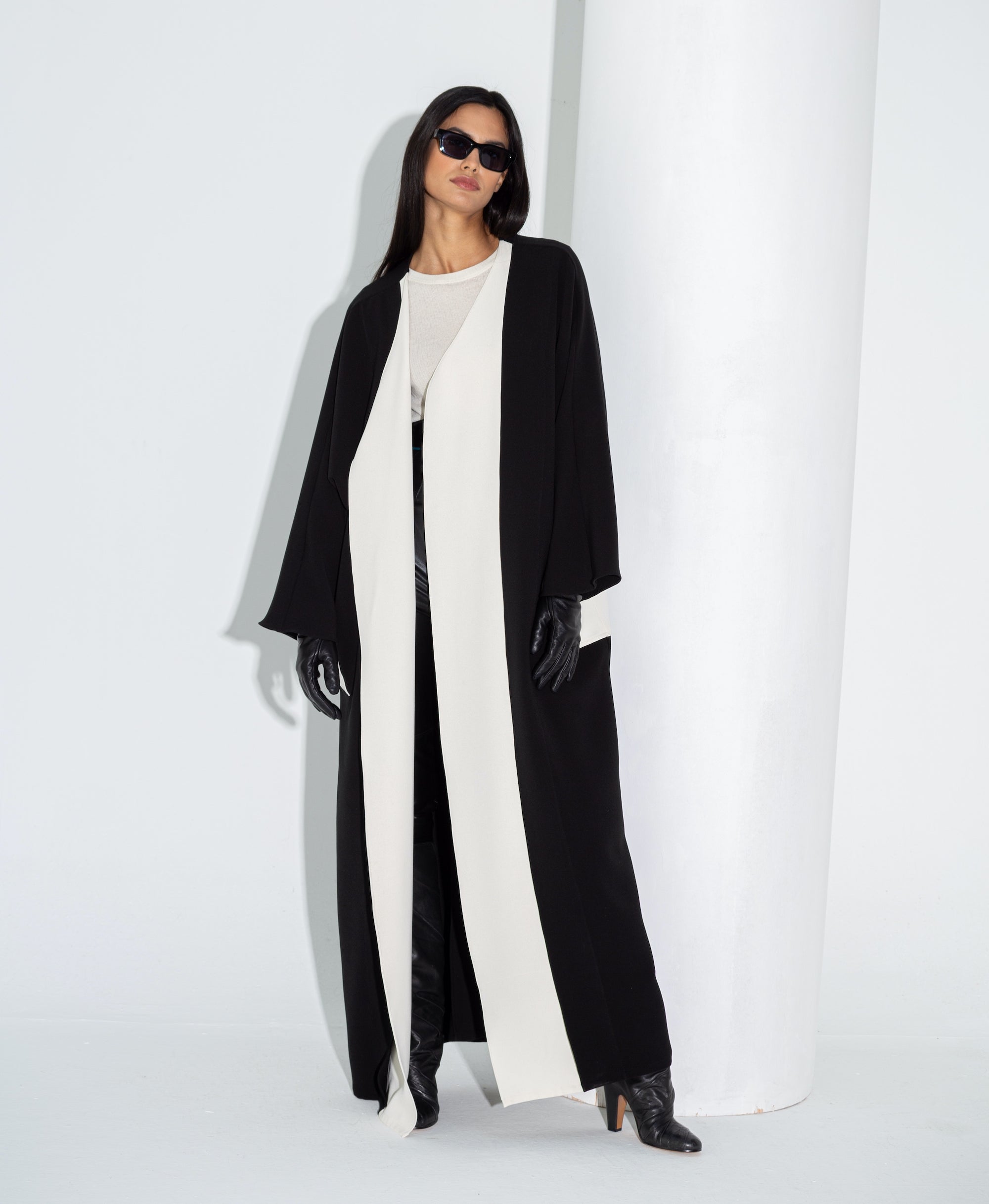 Black and White Jersey Abaya