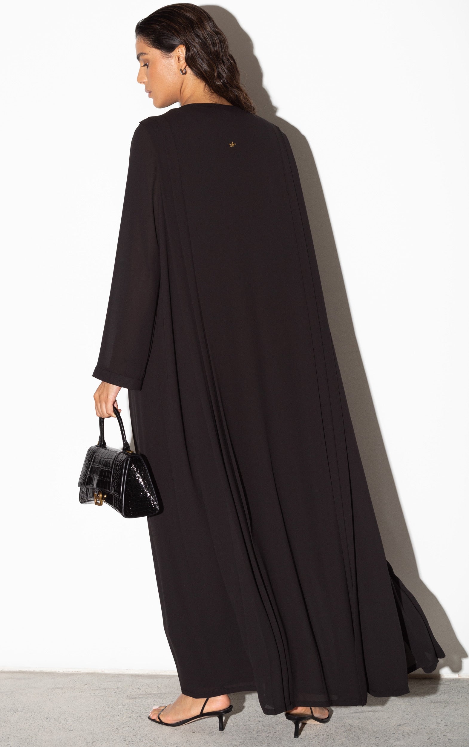 Pleated Summer Abaya in Black