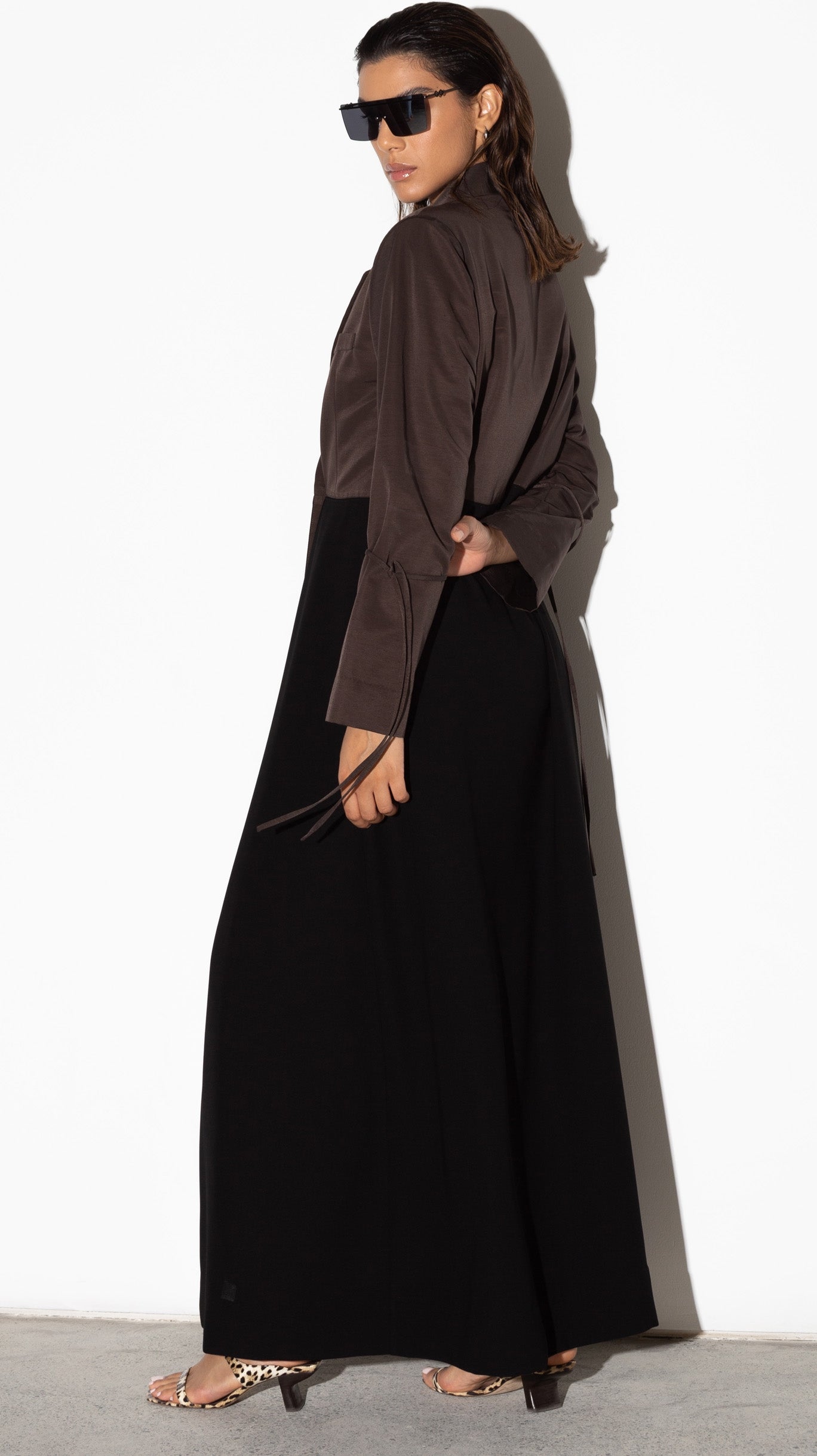 Suit Abaya in Two Tone Brown Black