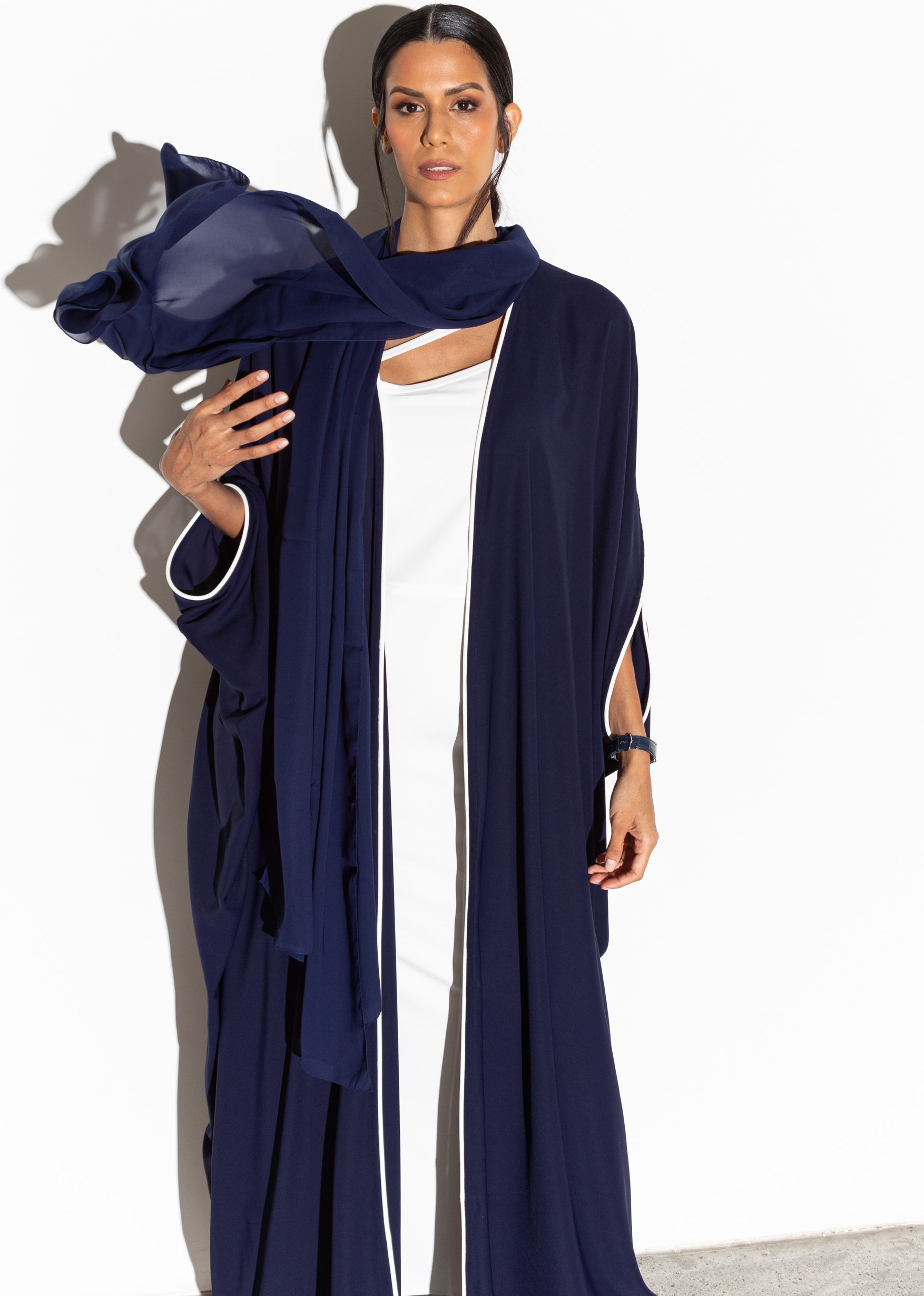 Woven Abaya in Navy Blue