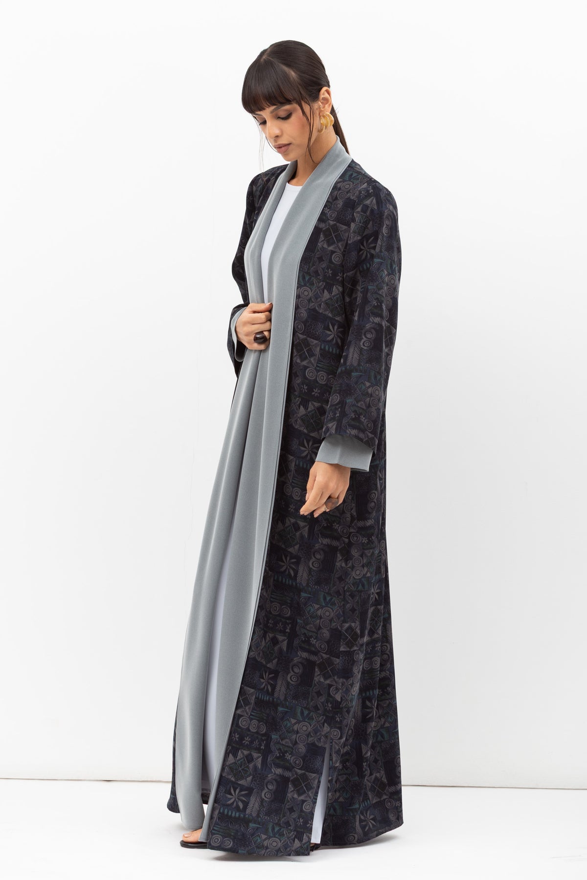 Fluid Shawl Lapel Abaya in Printed Dark Blue RTW