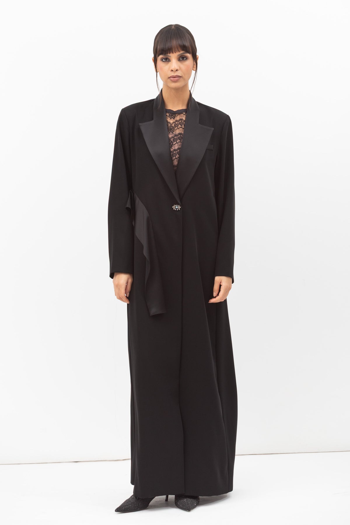 Tuxedo Abaya with Sash in Black