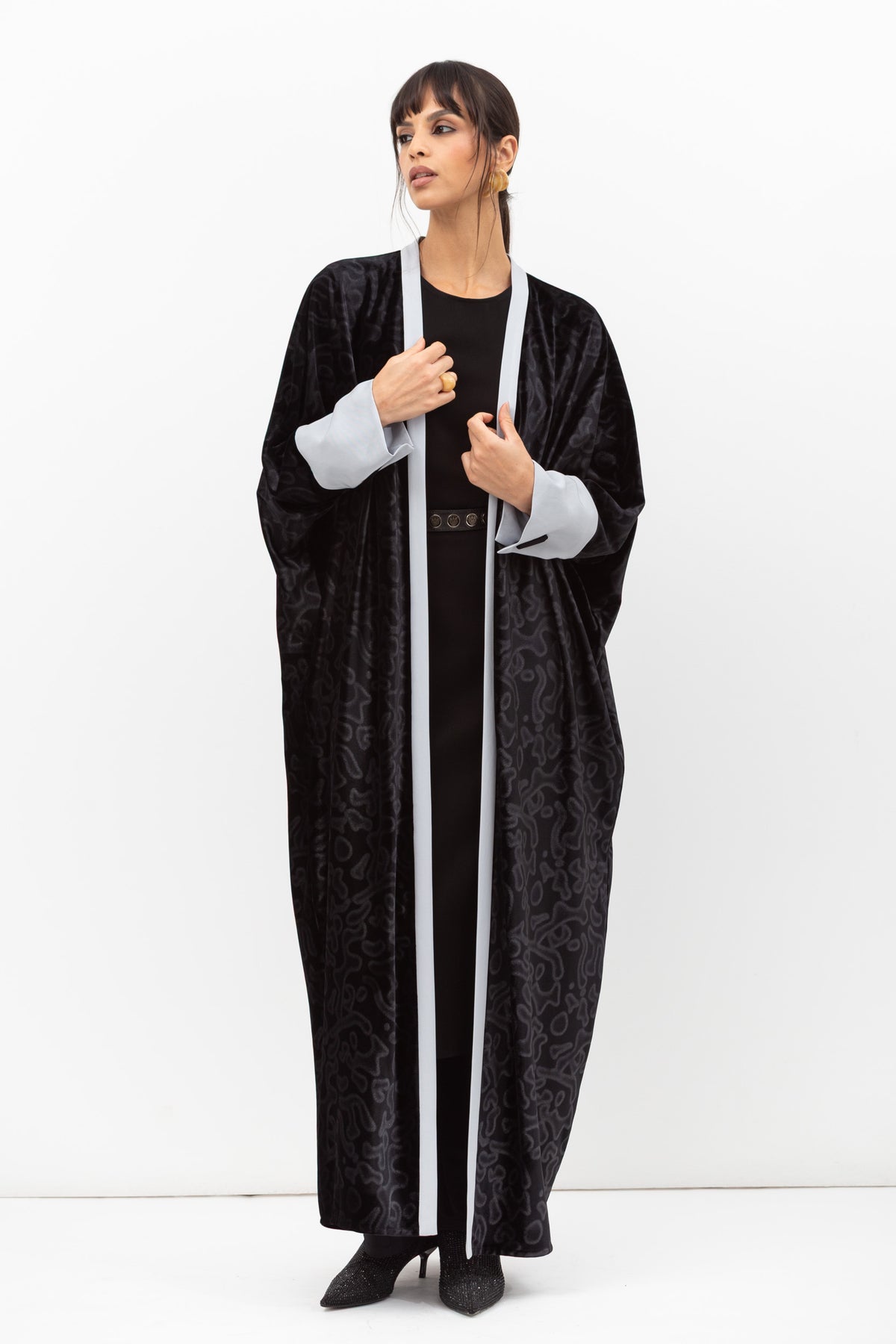 Velvet Butterfly Abaya in Printed Grey Black